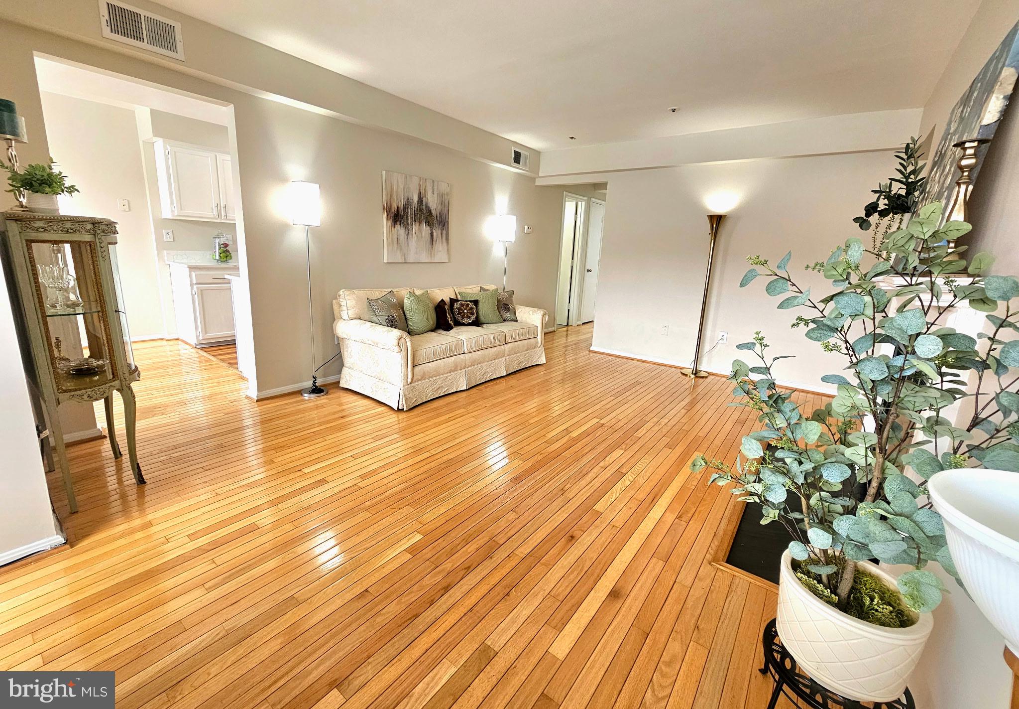 LONGMEAD CROSSING - Residential
