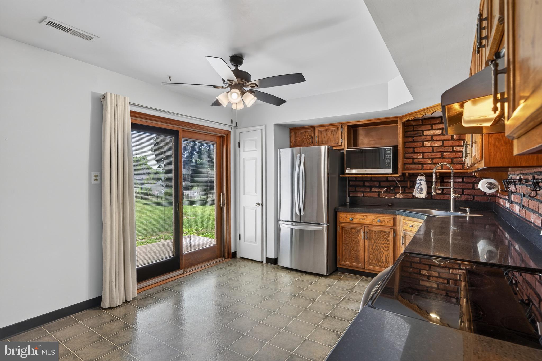FAIR HILLS - Residential