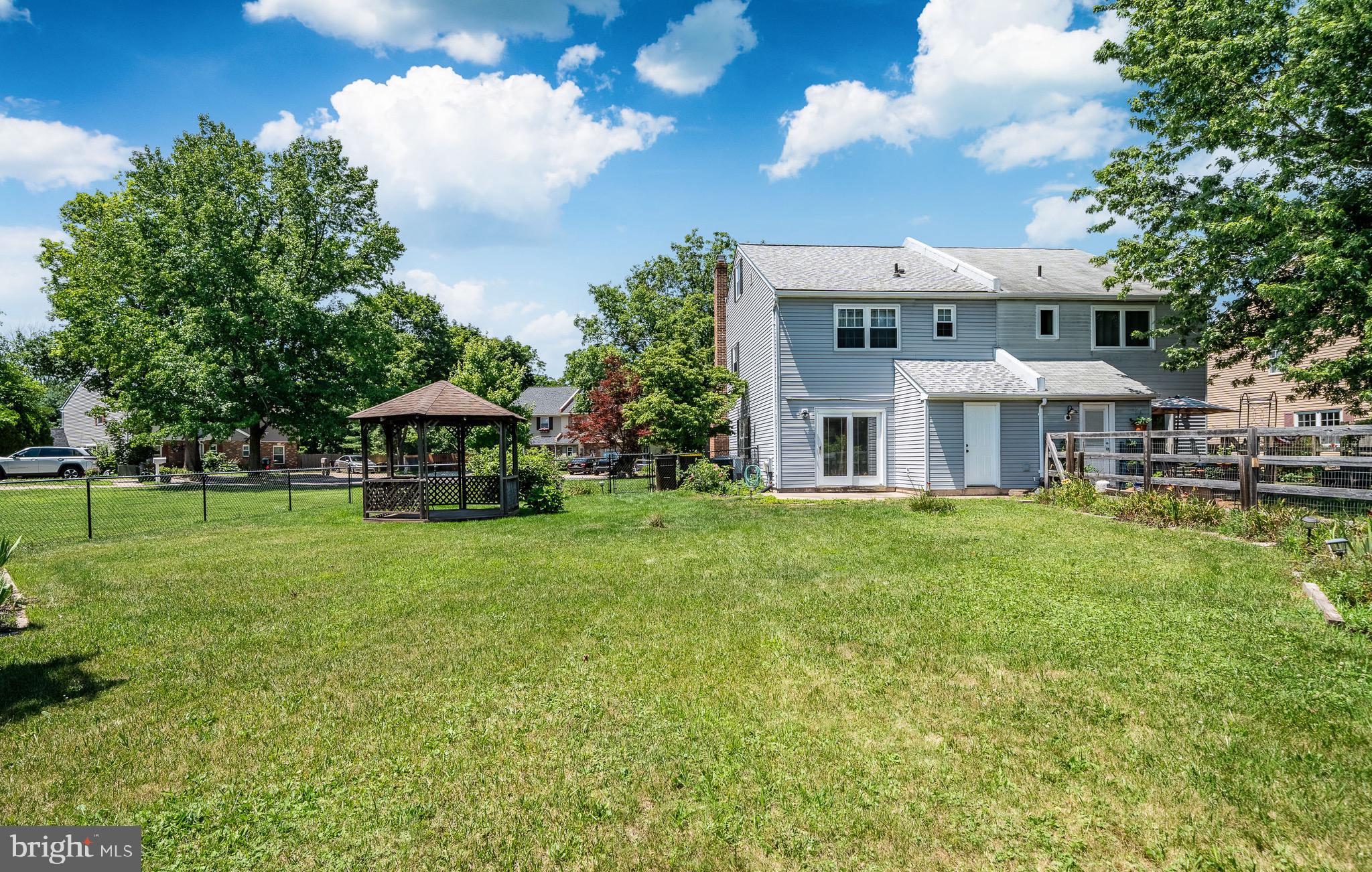 FAIR HILLS - Residential