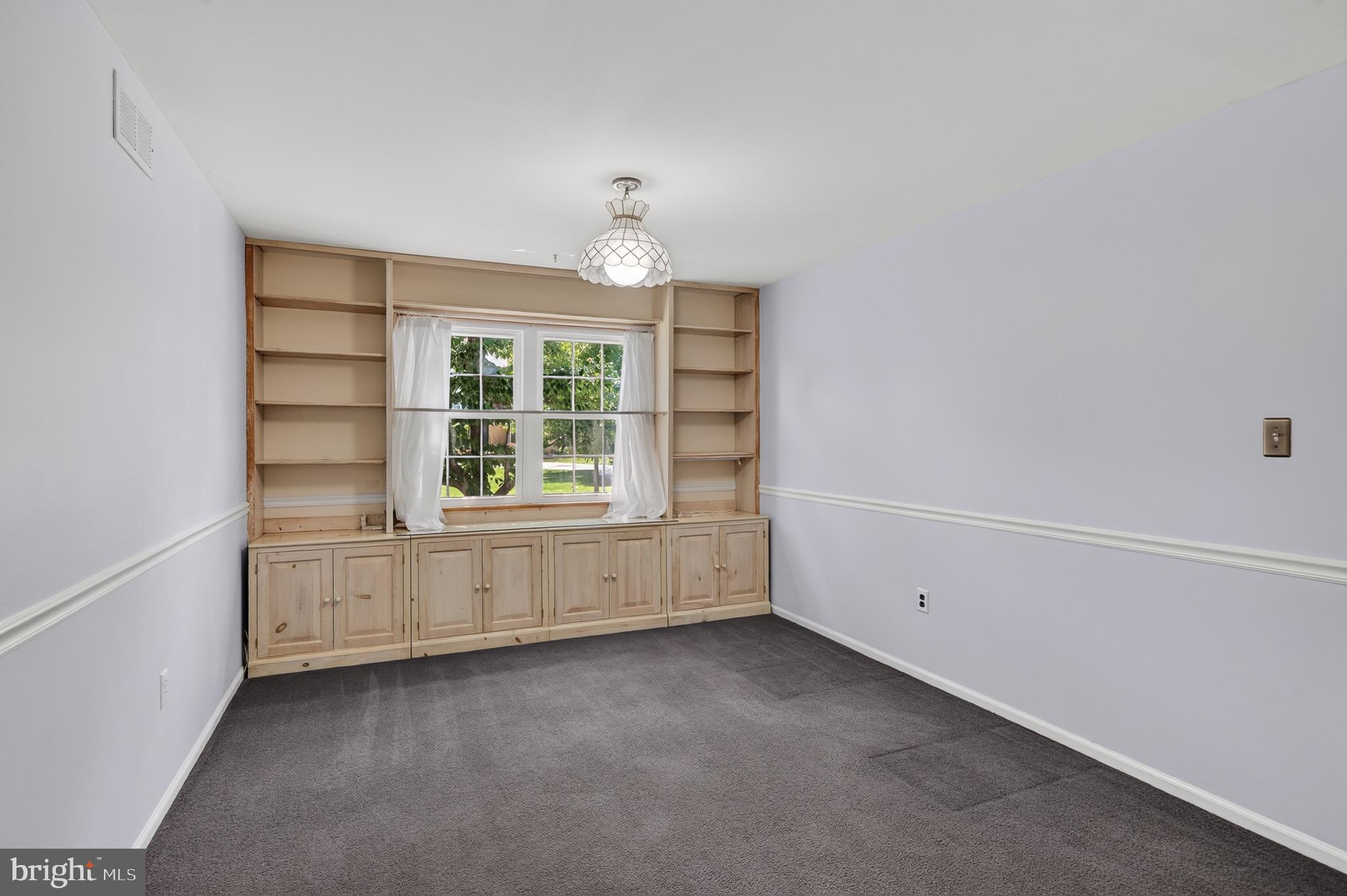 FAIR HILLS - Residential