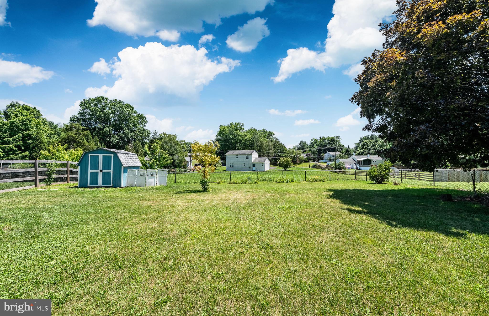 FAIR HILLS - Residential