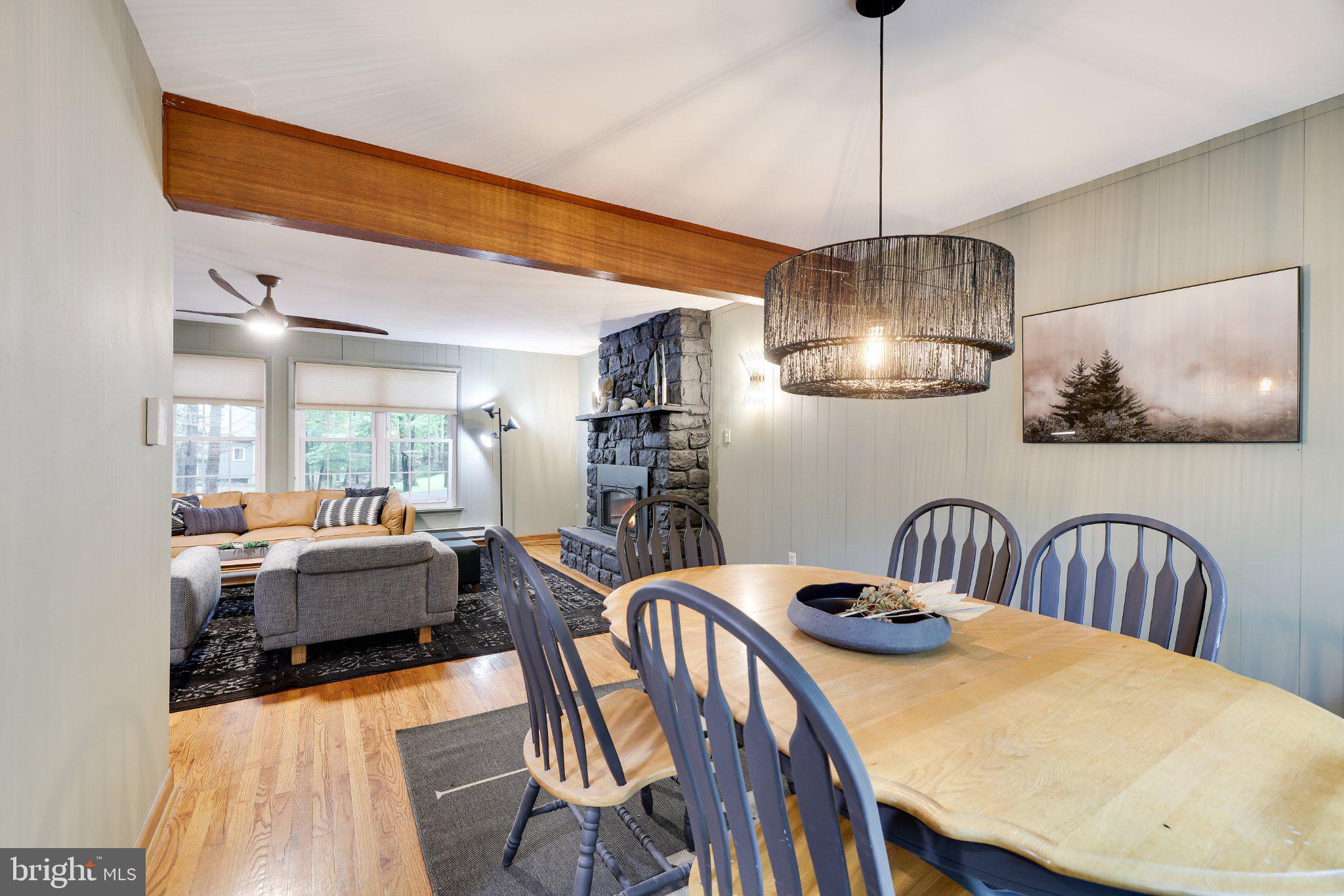 SPLIT ROCK - Residential