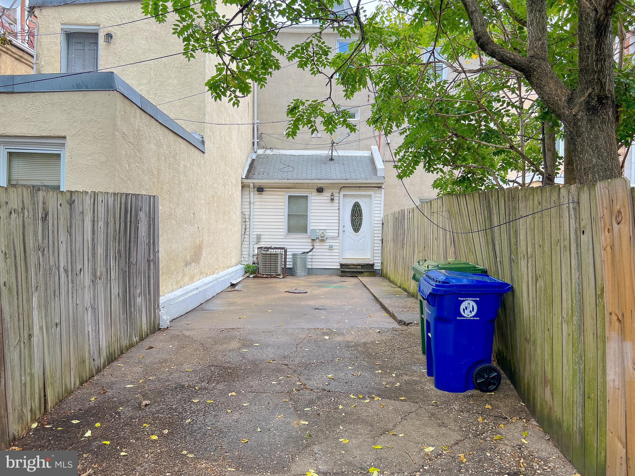 WASHINGTON VILLAGE - Residential