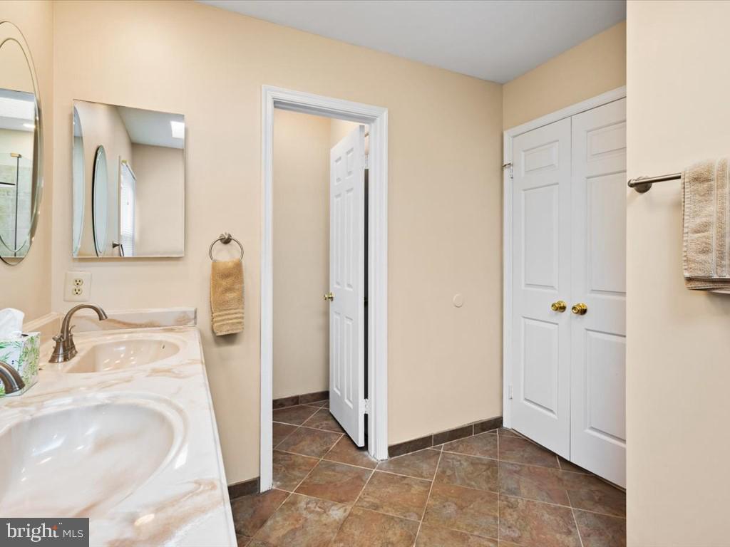 WAVERLY CROSSING - Residential