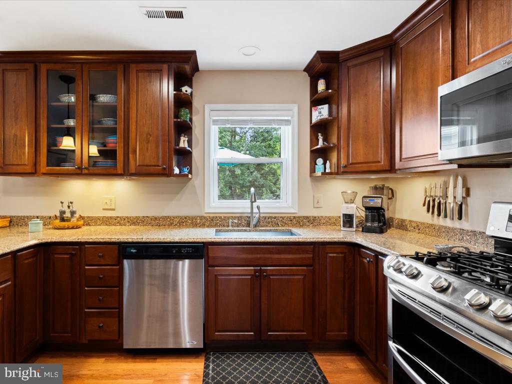 WAVERLY CROSSING - Residential