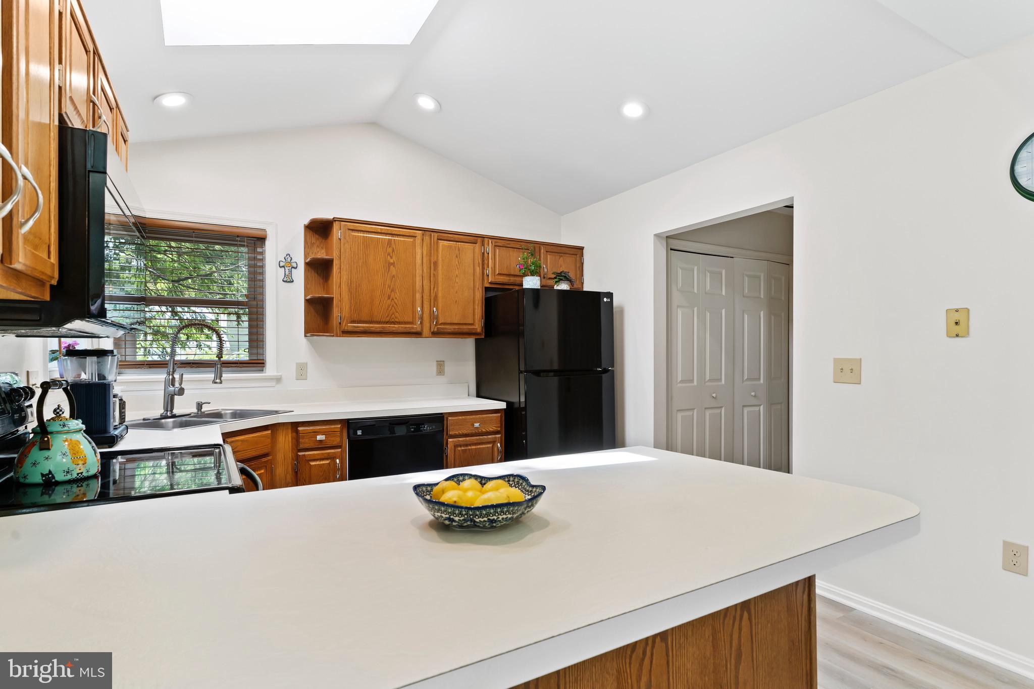 THISTLEDOWN - Residential