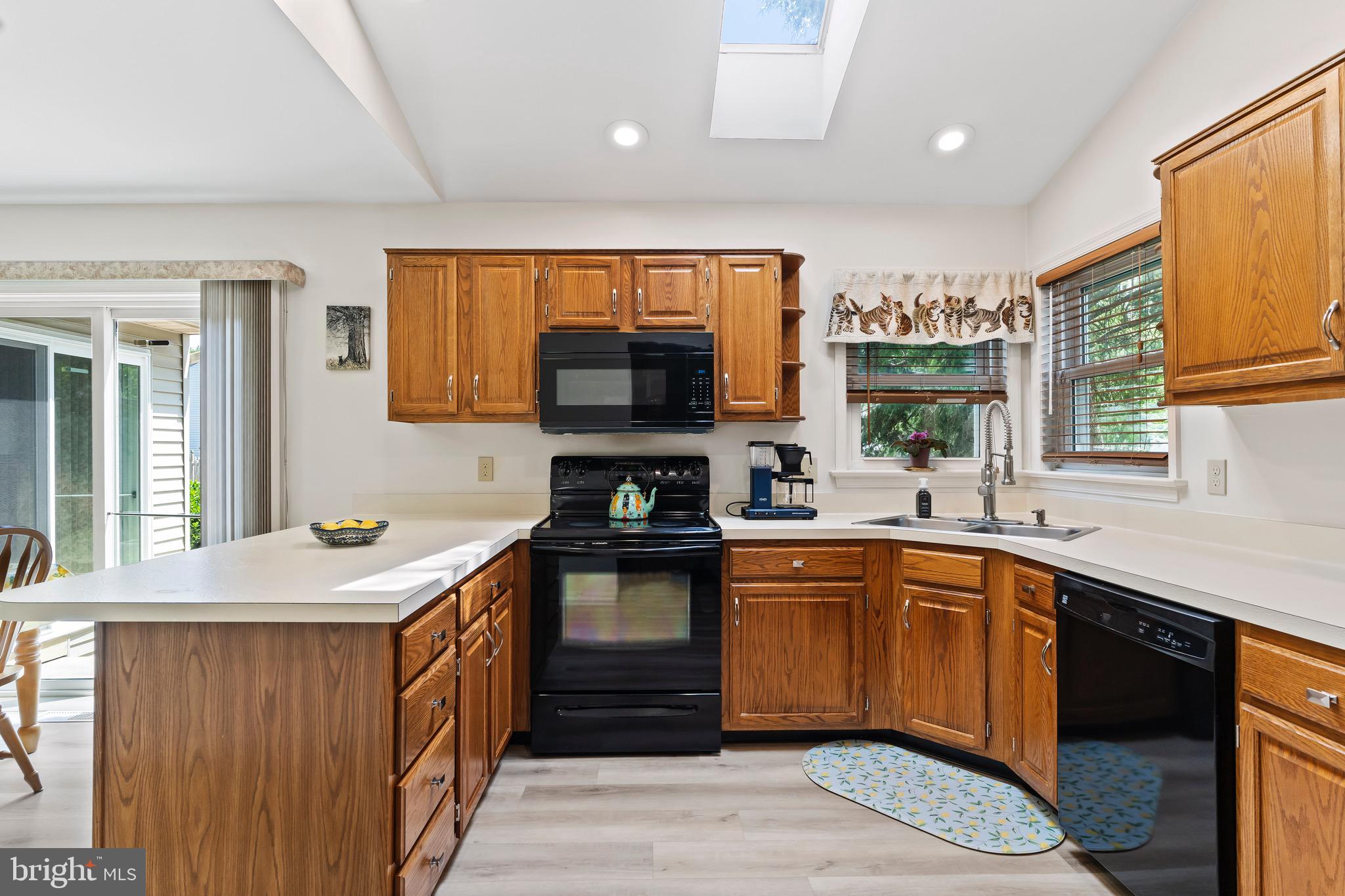 THISTLEDOWN - Residential