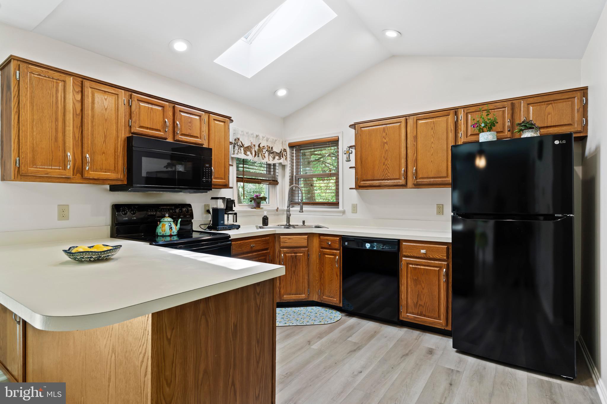 THISTLEDOWN - Residential