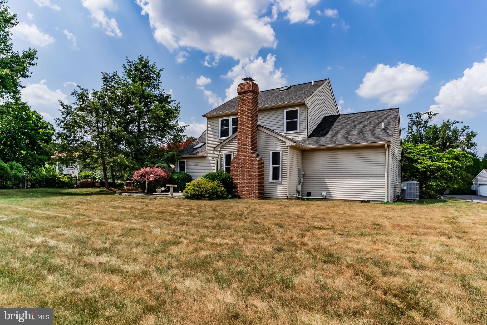 THISTLEDOWN - Residential