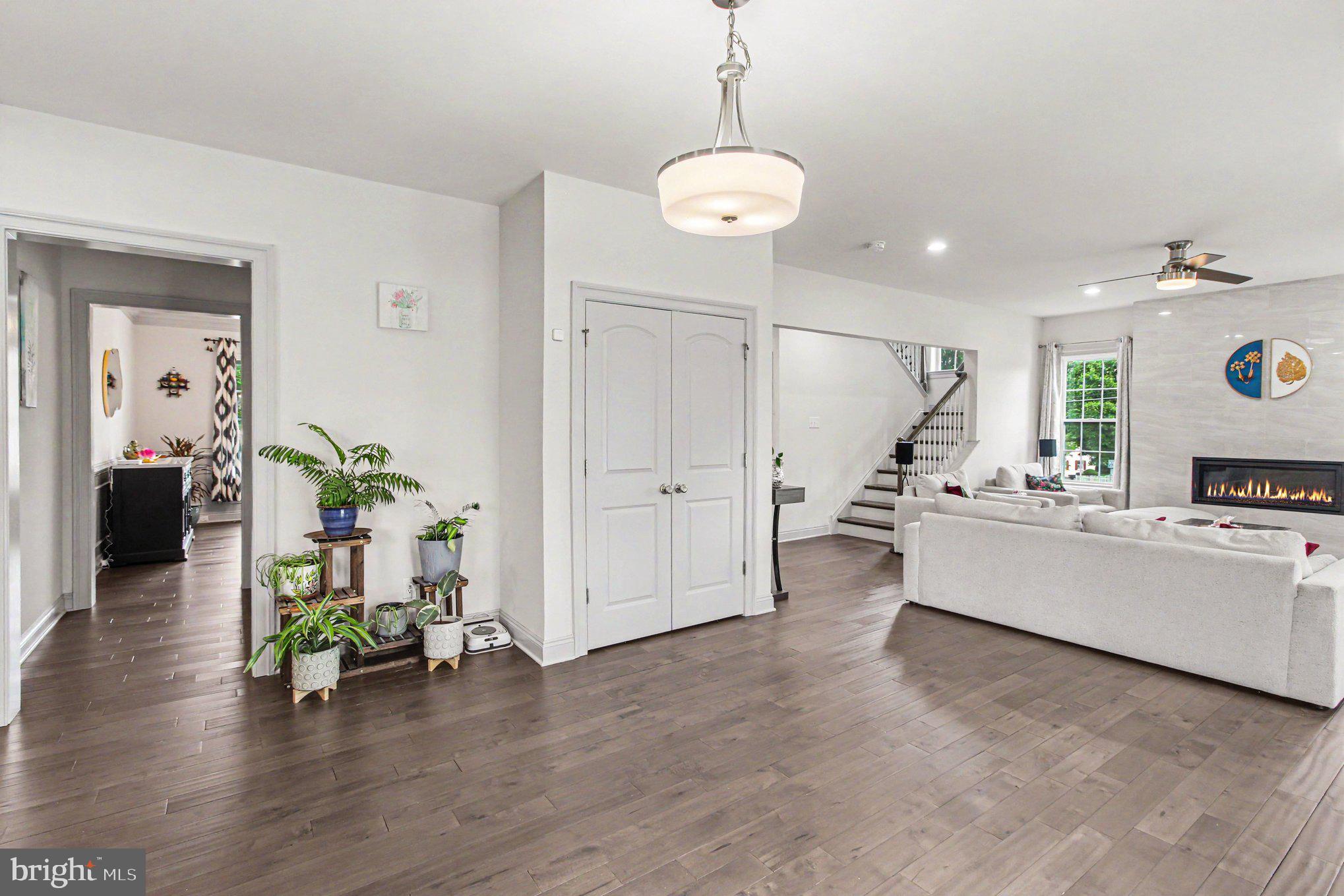 GOSHEN WALK - Residential
