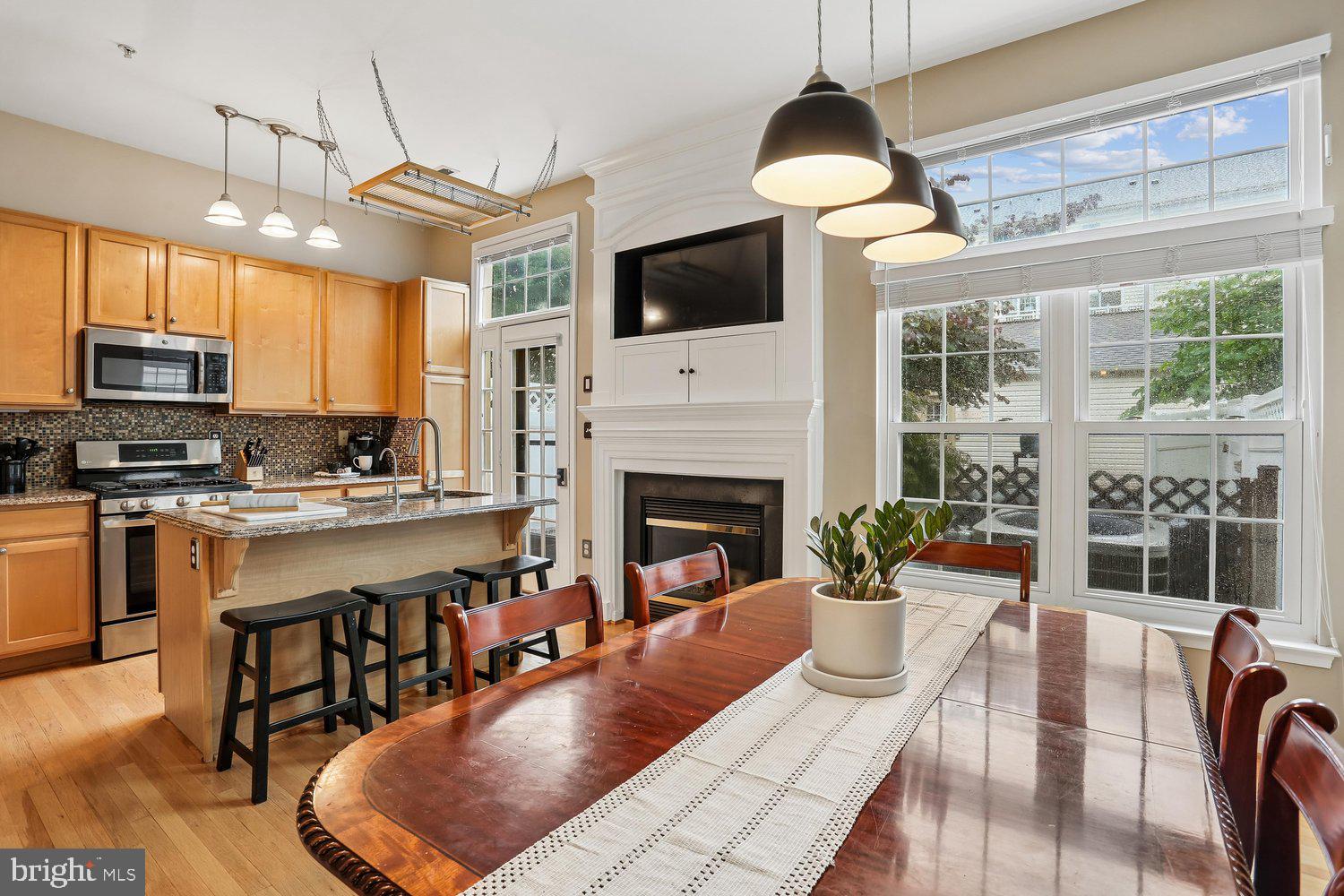 LAKELANDS - Residential