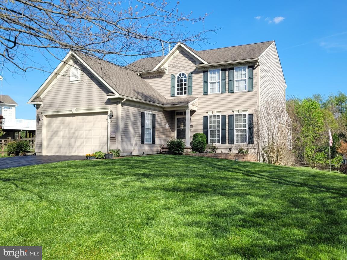 MEDFORD FARMS - Residential
