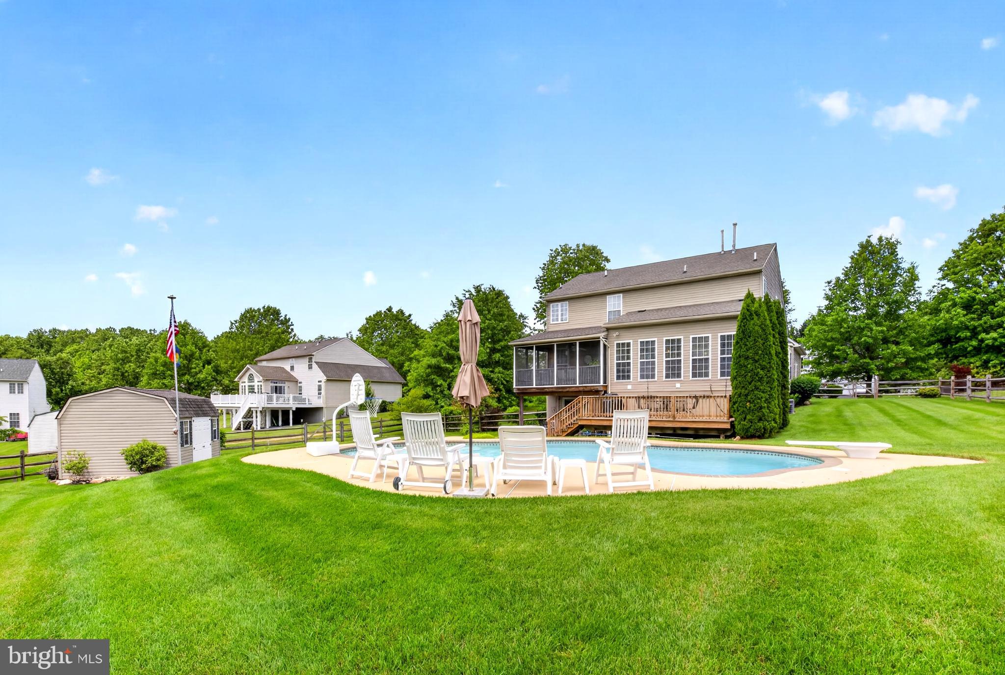 MEDFORD FARMS - Residential