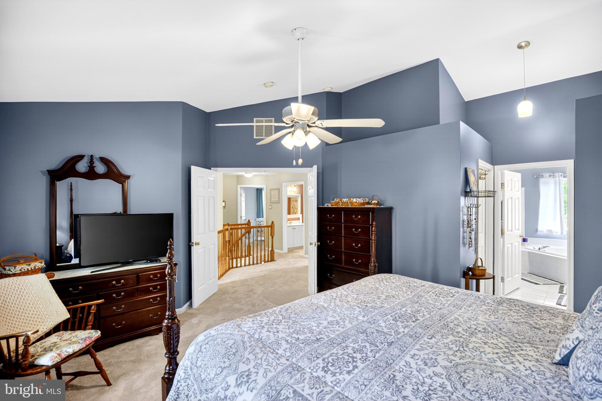 MEDFORD FARMS - Residential