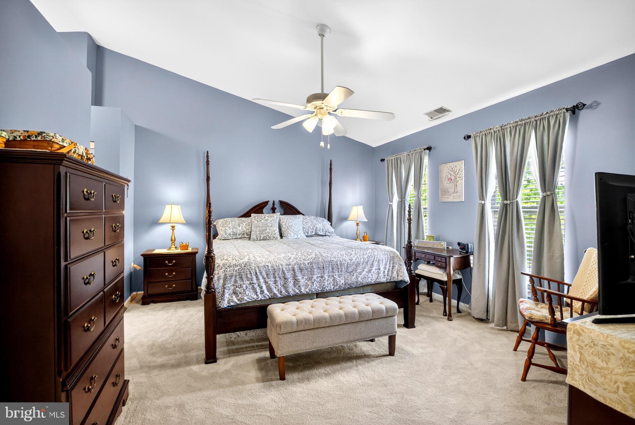 MEDFORD FARMS - Residential