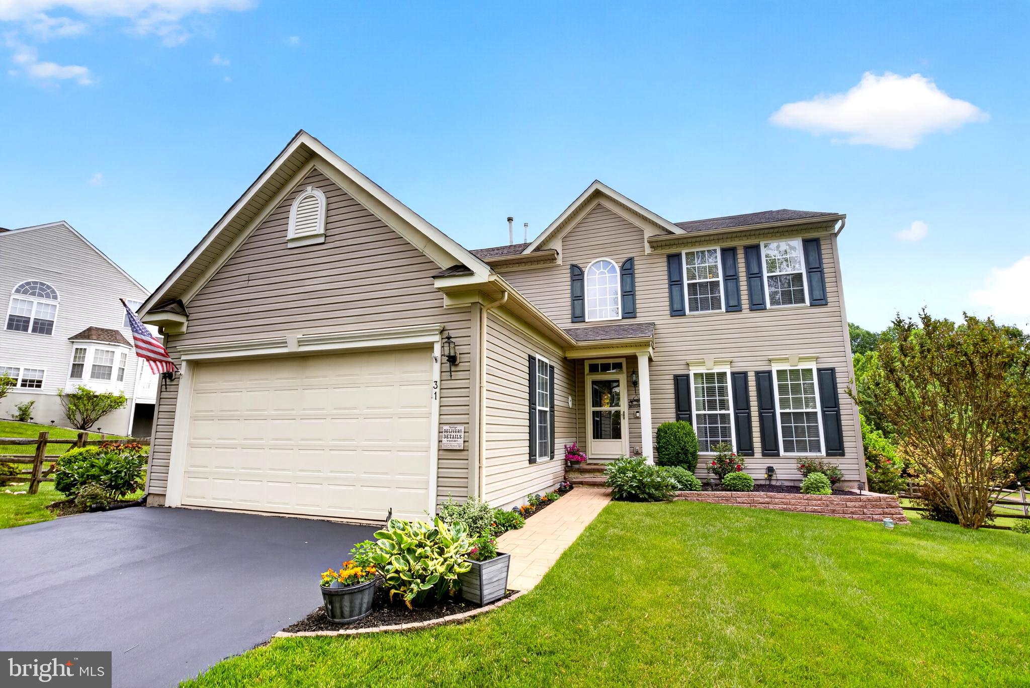 MEDFORD FARMS - Residential