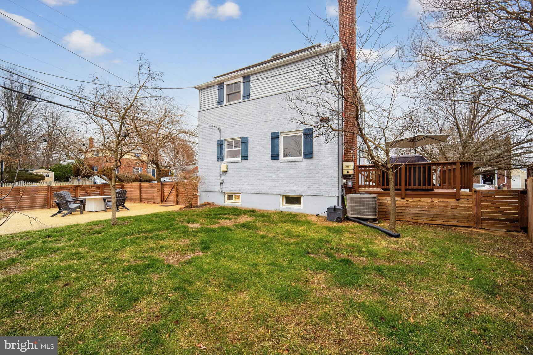 ARLINGTON FOREST - Residential