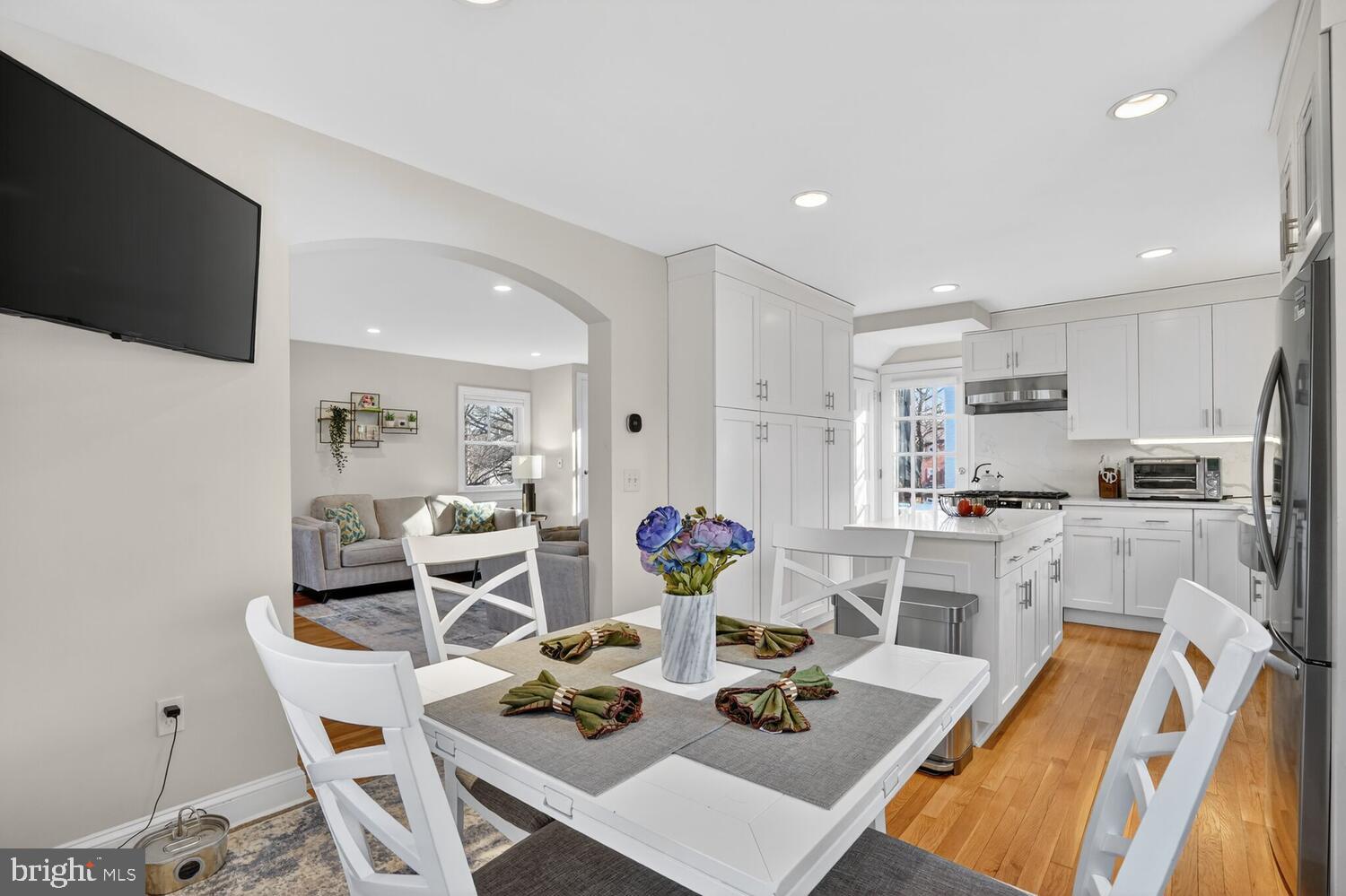ARLINGTON FOREST - Residential