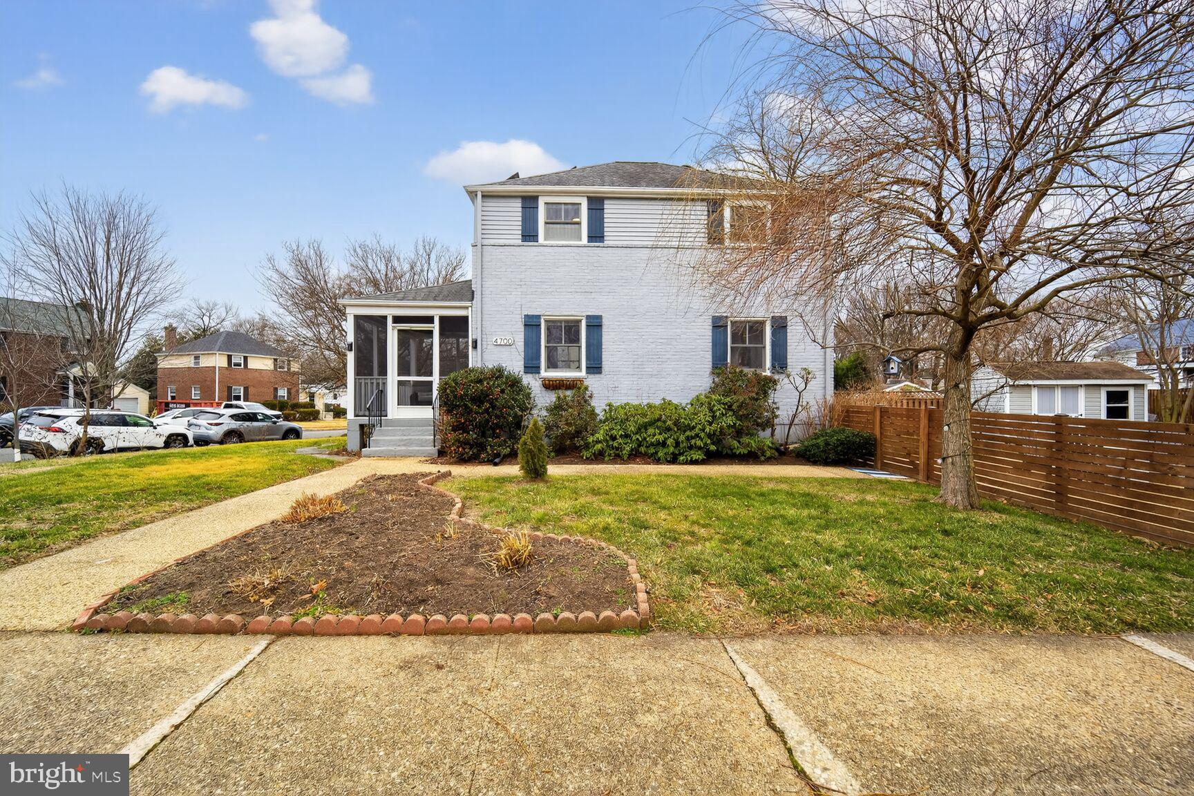 ARLINGTON FOREST - Residential