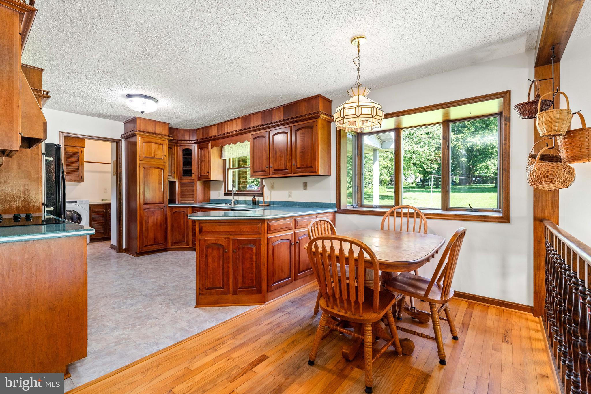 KORNFIELD COUNTRY - Residential