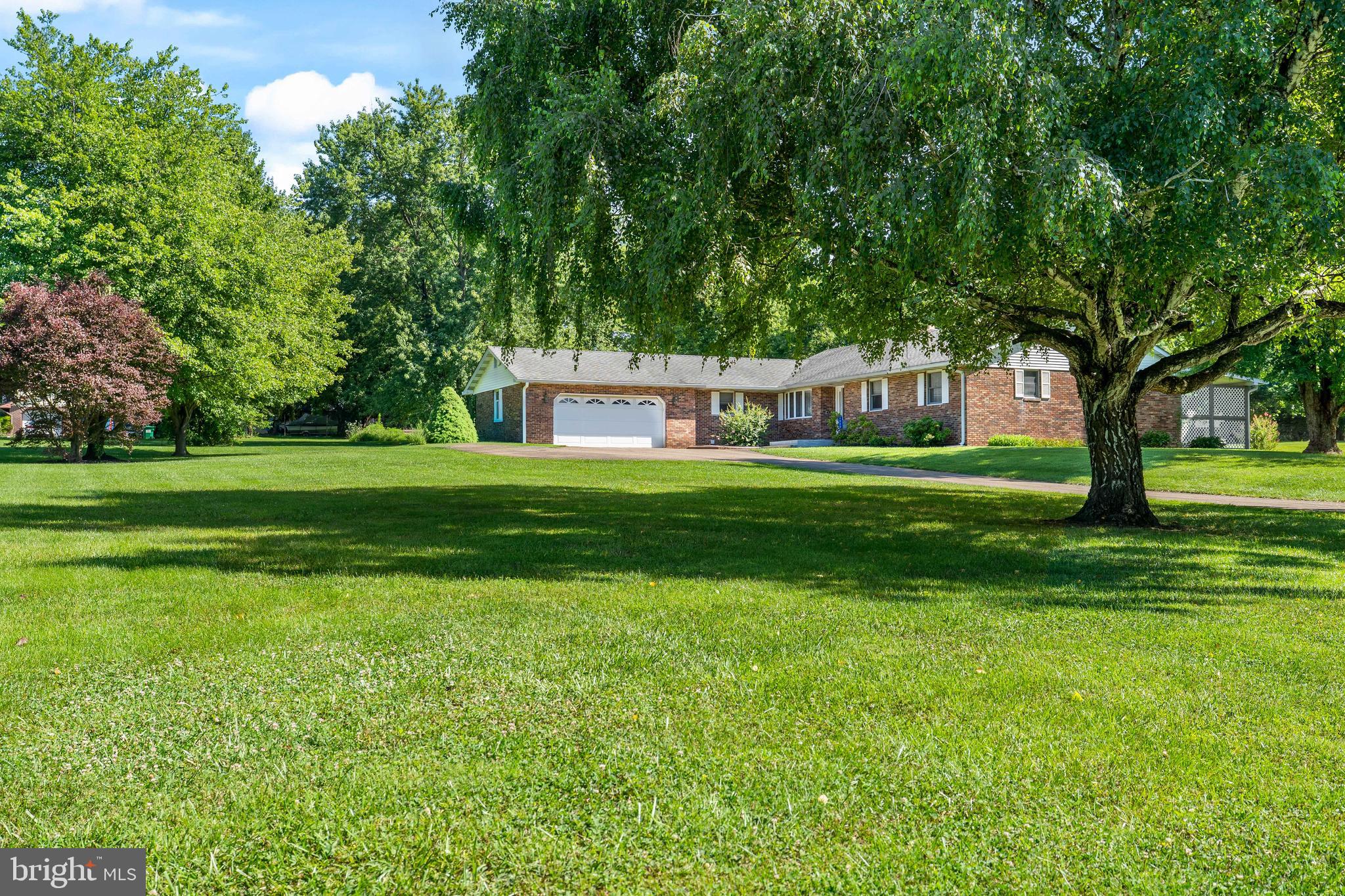 KORNFIELD COUNTRY - Residential