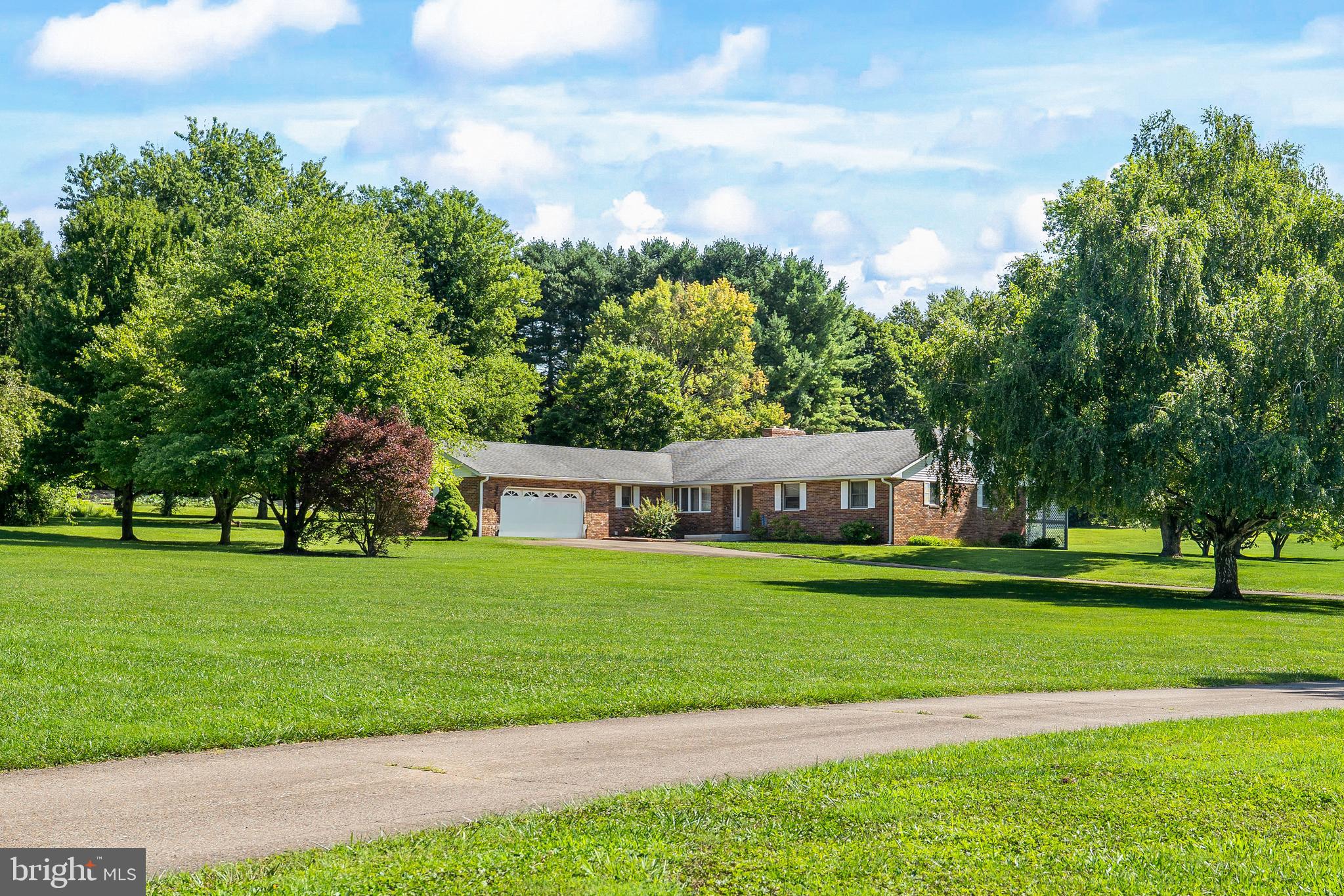 KORNFIELD COUNTRY - Residential
