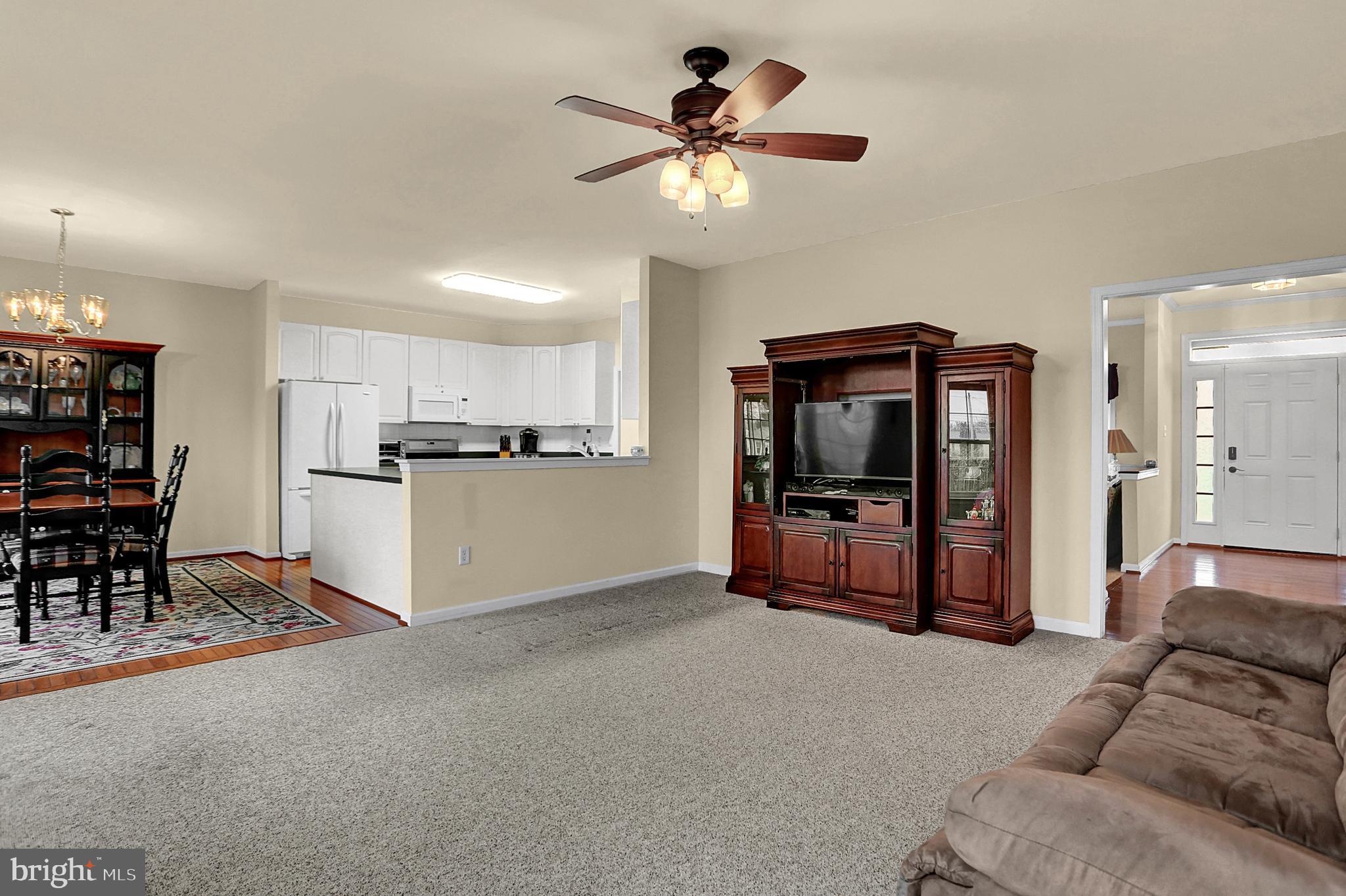 EAST VIEW ESTATES - Residential
