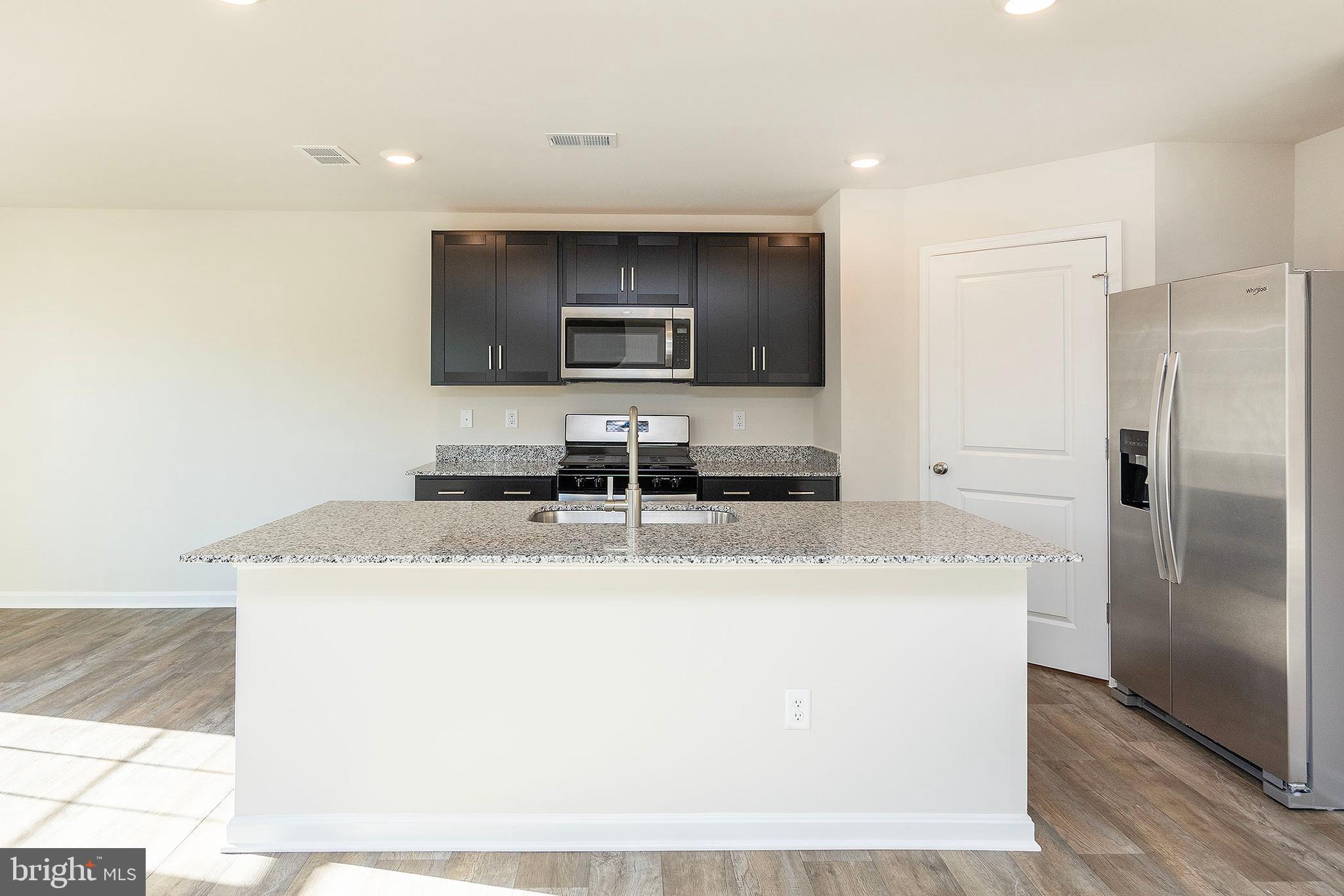 WEST WIND - Residential Lease