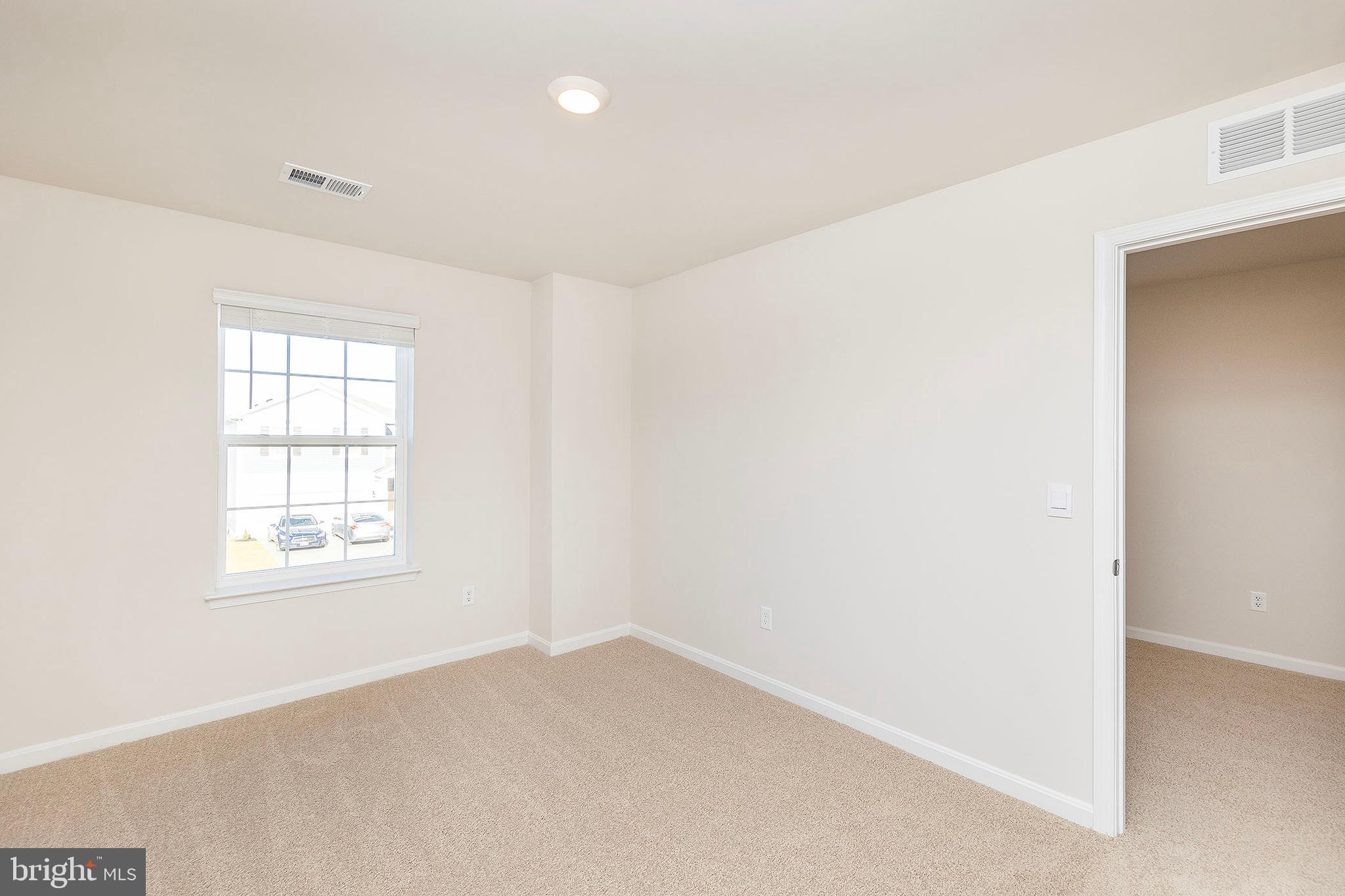 WEST WIND - Residential Lease