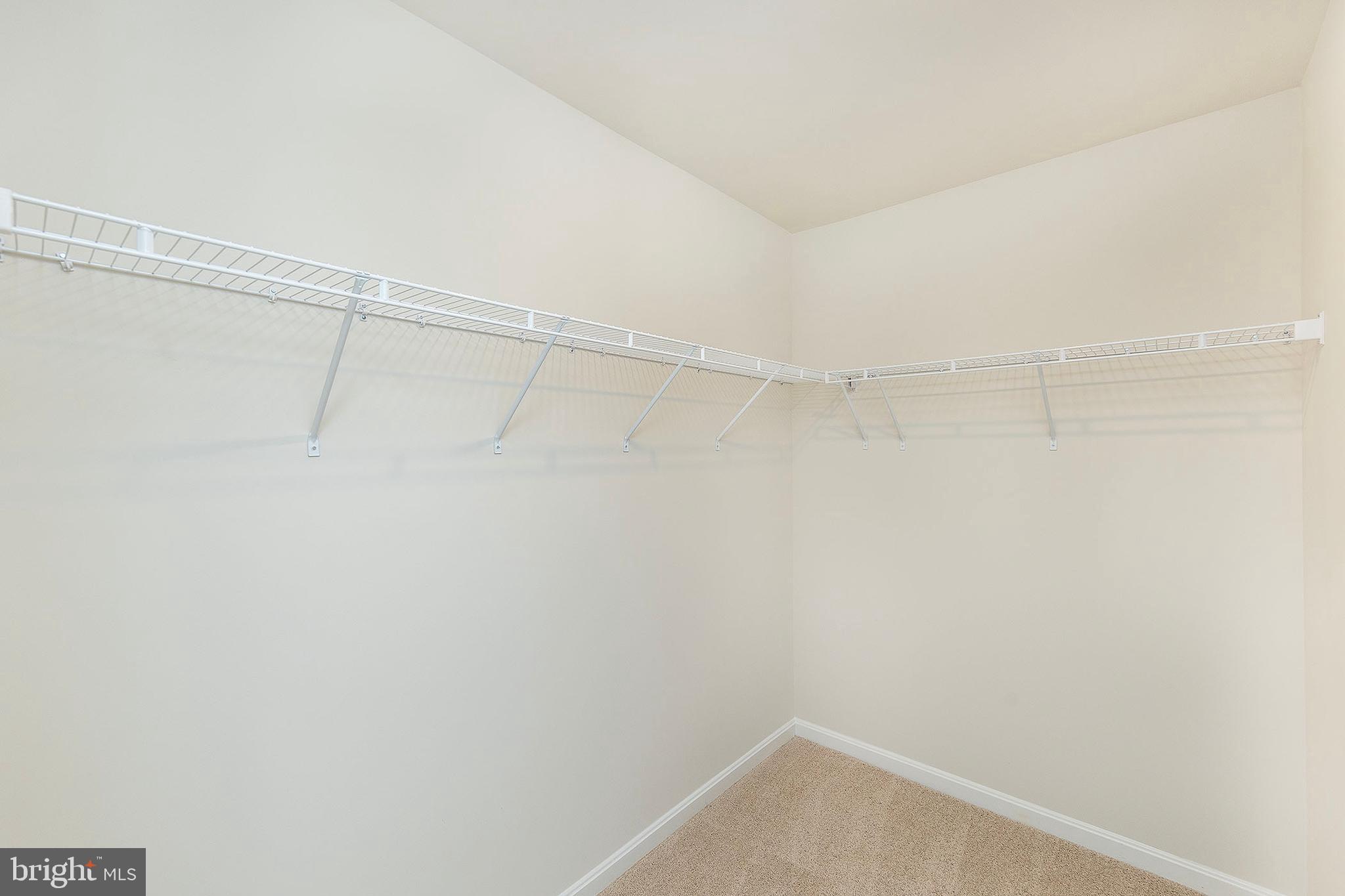 WEST WIND - Residential Lease