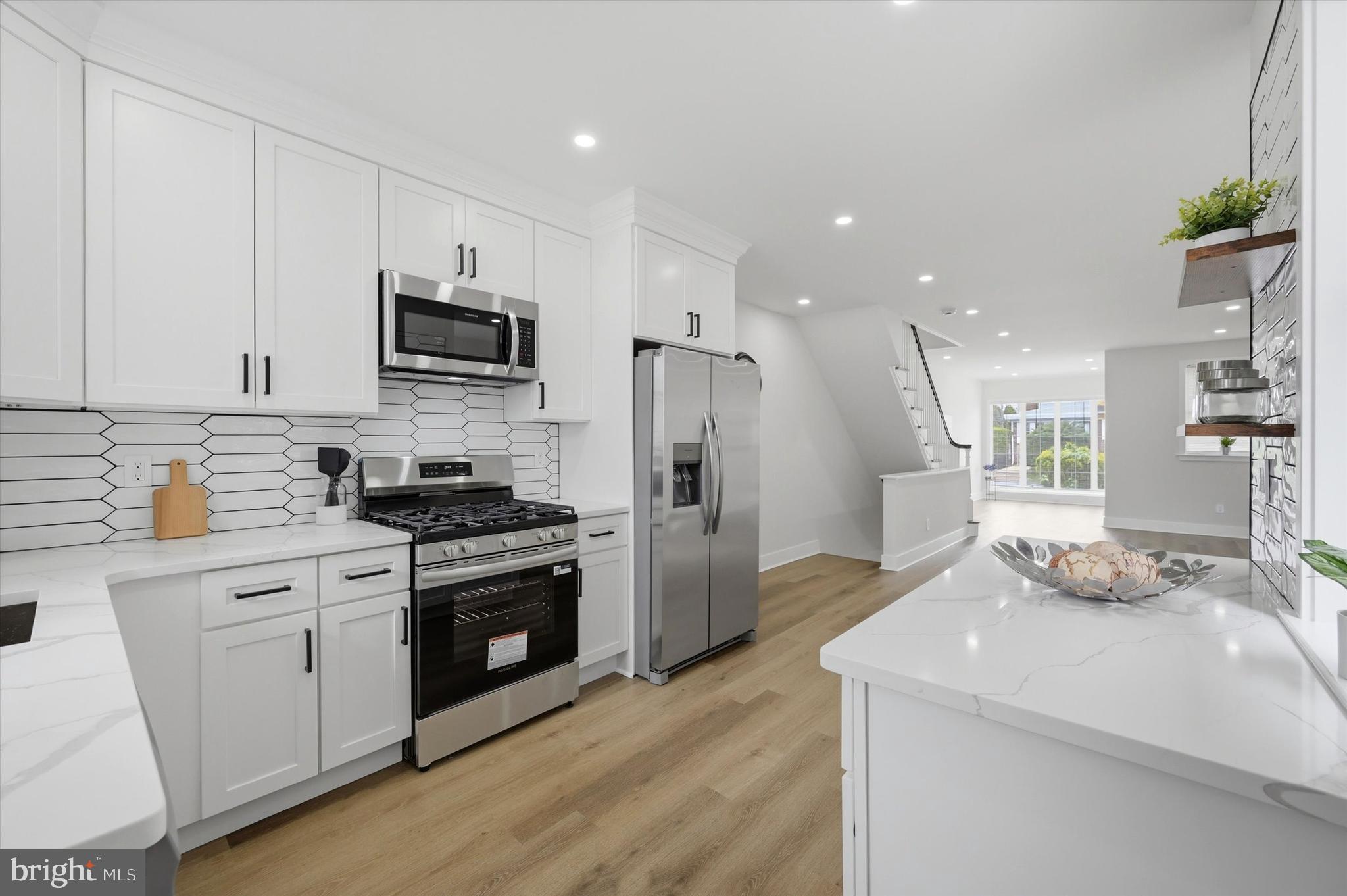 WEST OAK LANE - Residential