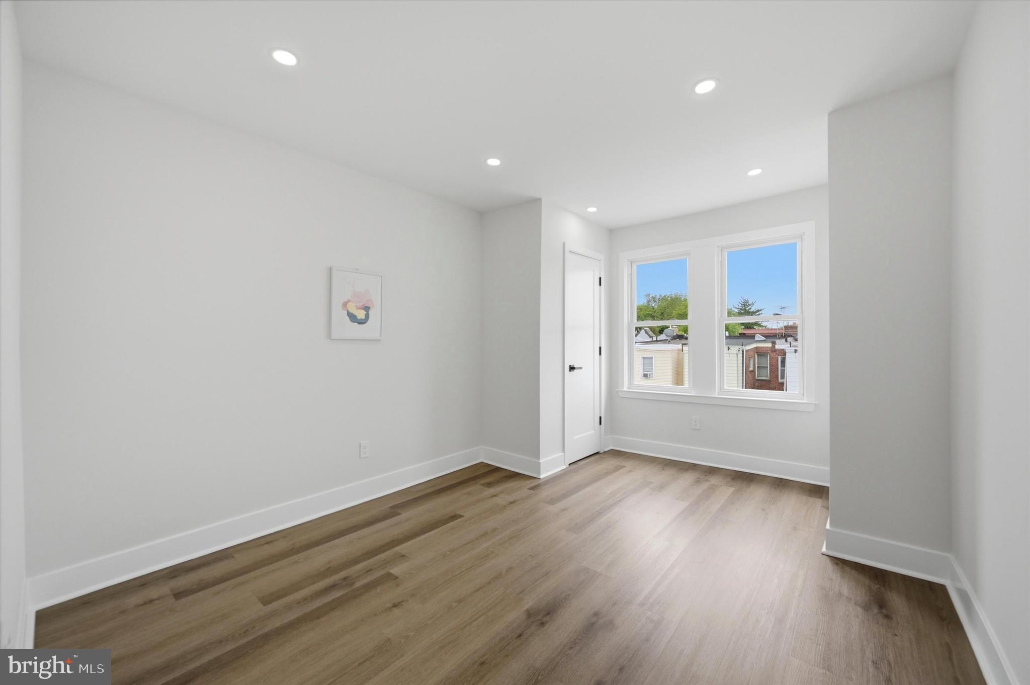 WEST OAK LANE - Residential
