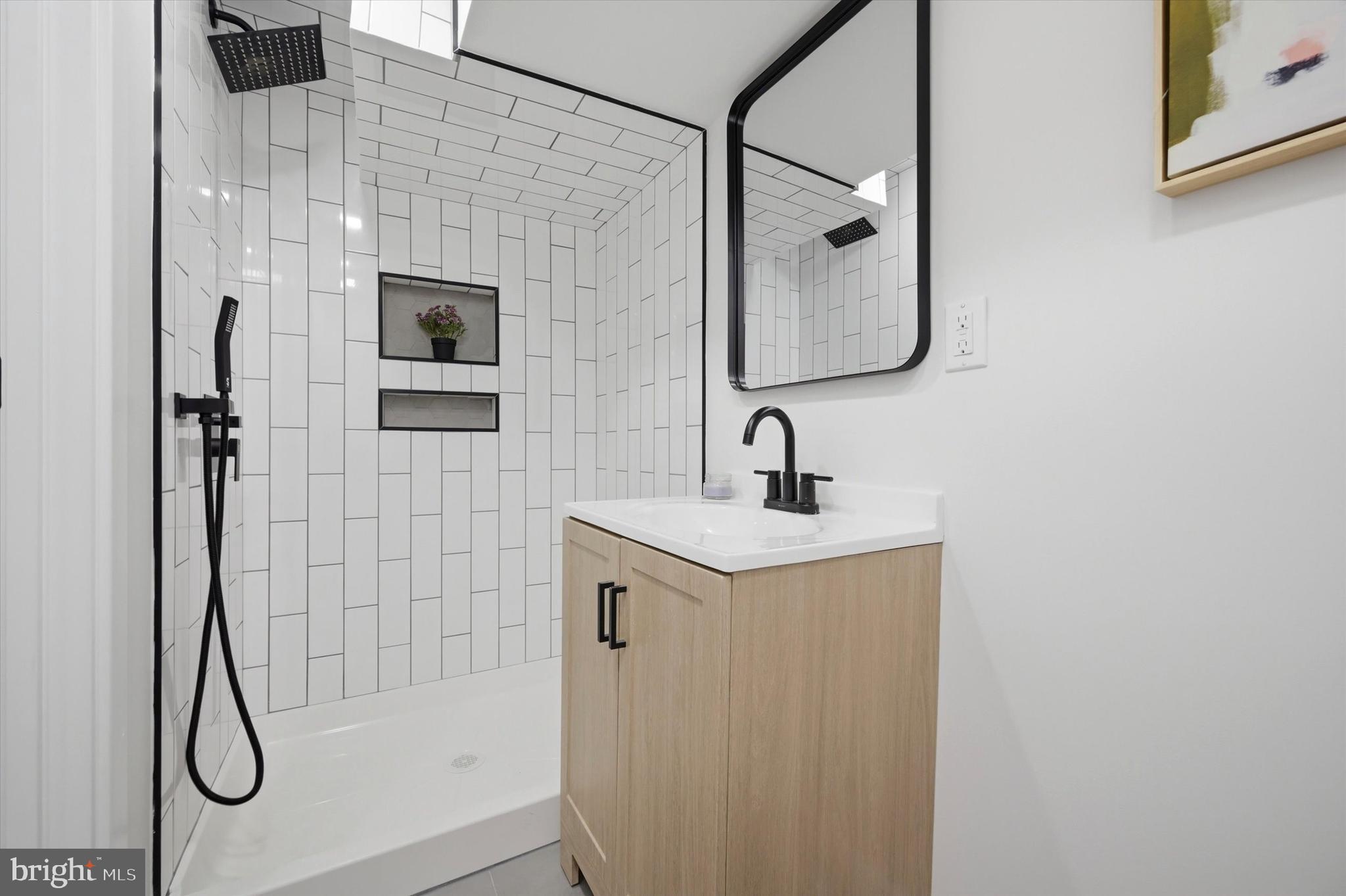 WEST OAK LANE - Residential
