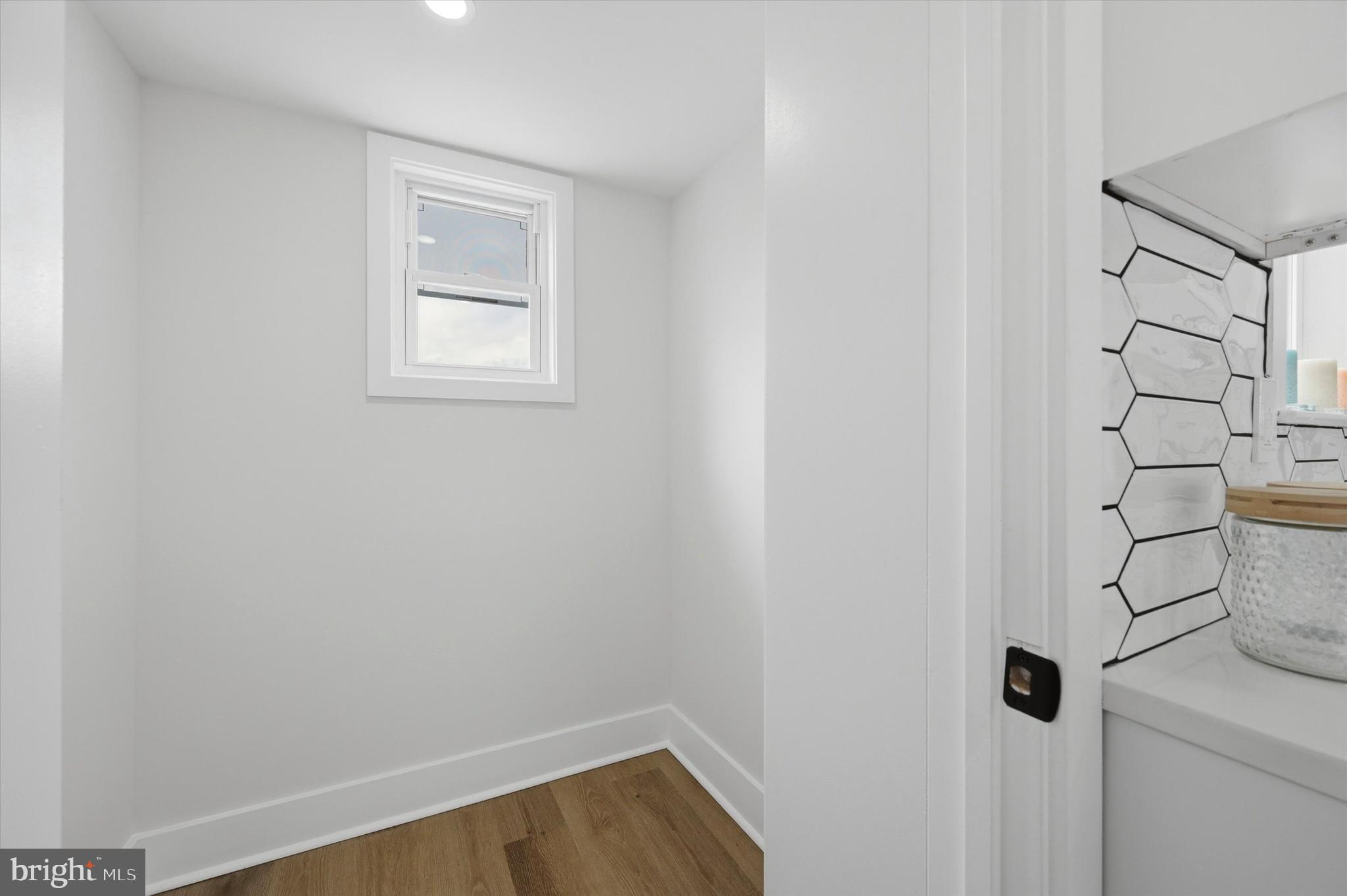 WEST OAK LANE - Residential