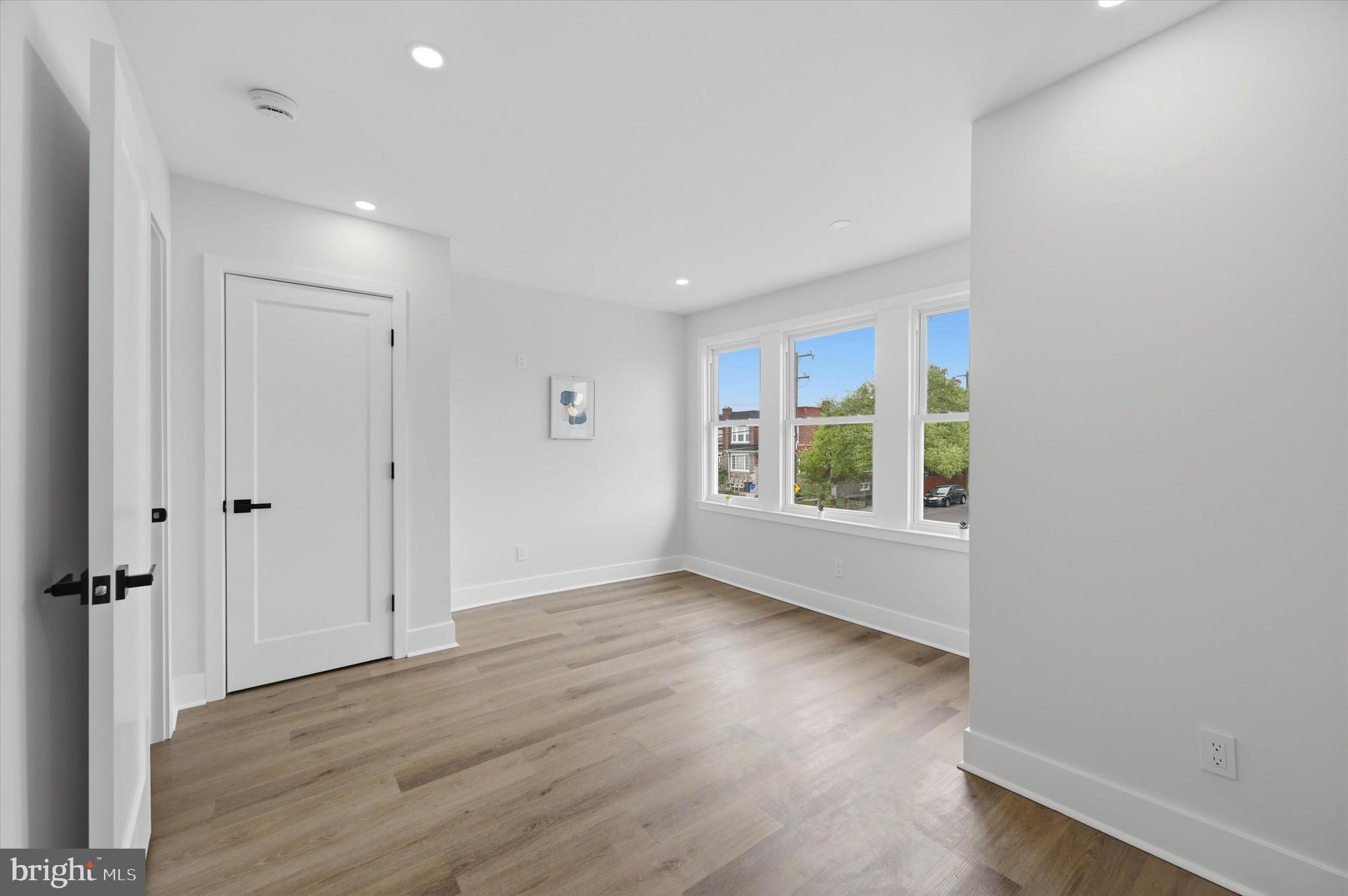 WEST OAK LANE - Residential