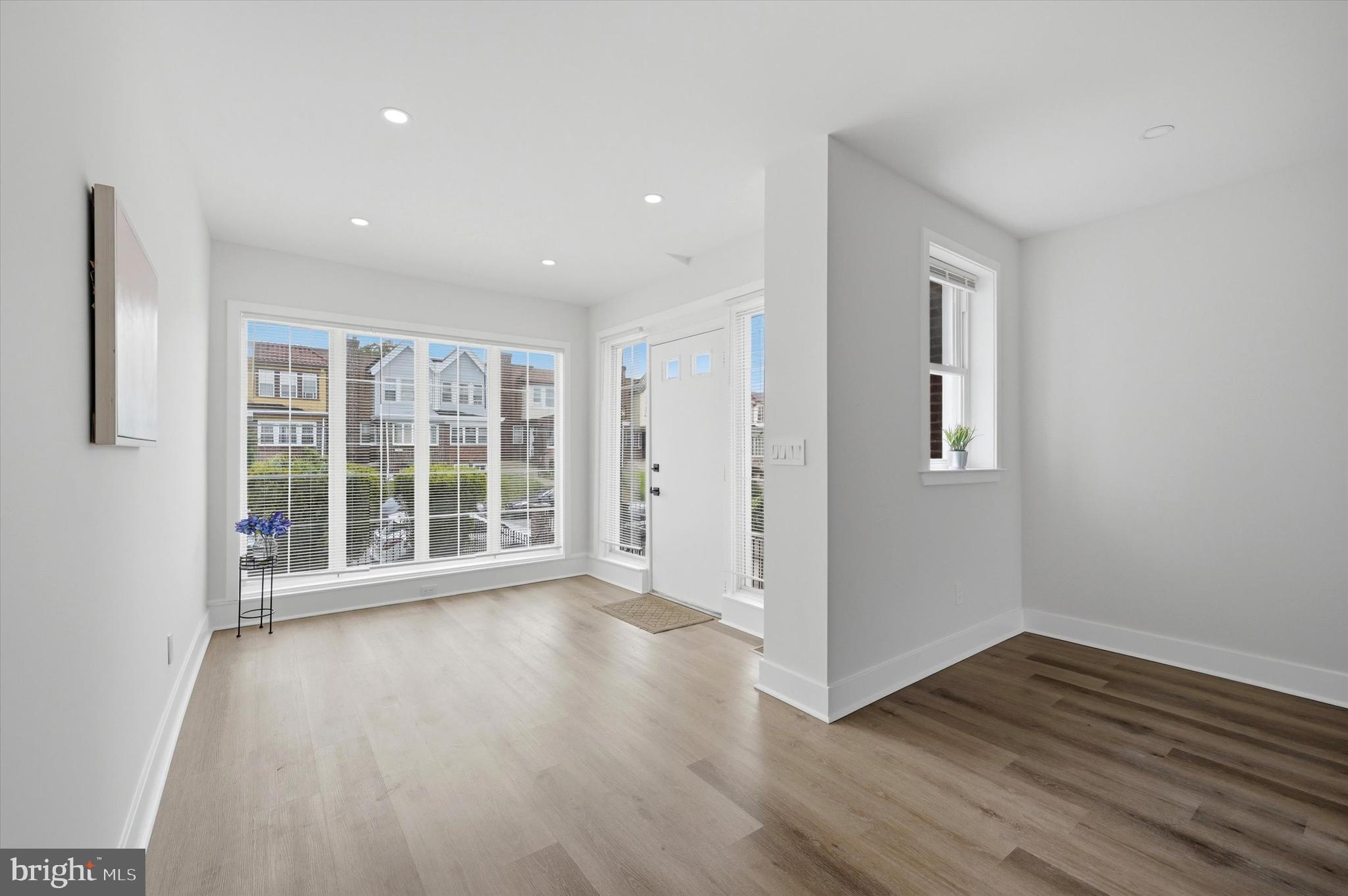WEST OAK LANE - Residential