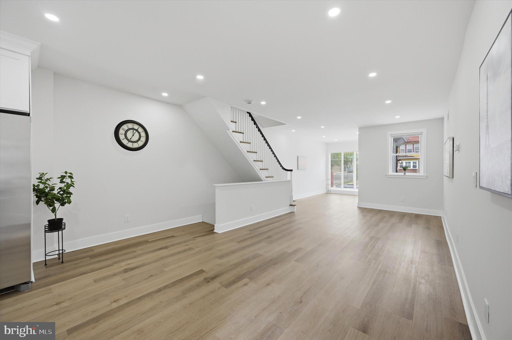 WEST OAK LANE - Residential