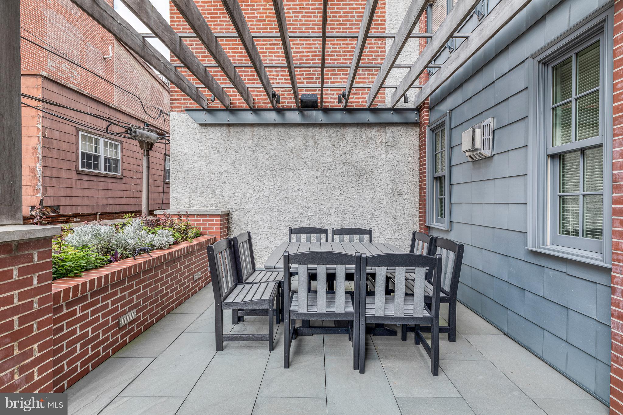 RITTENHOUSE SQUARE - Residential