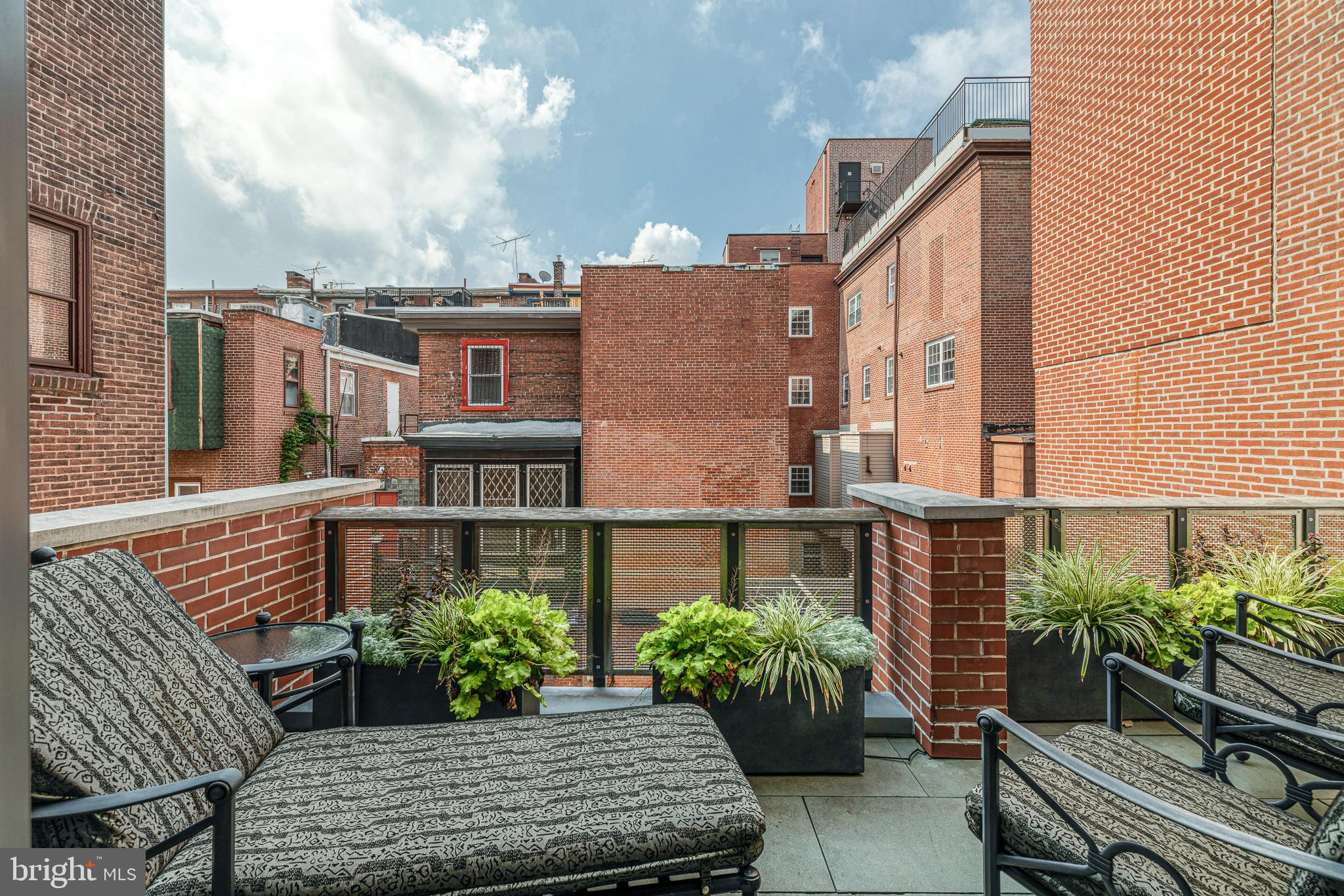 RITTENHOUSE SQUARE - Residential