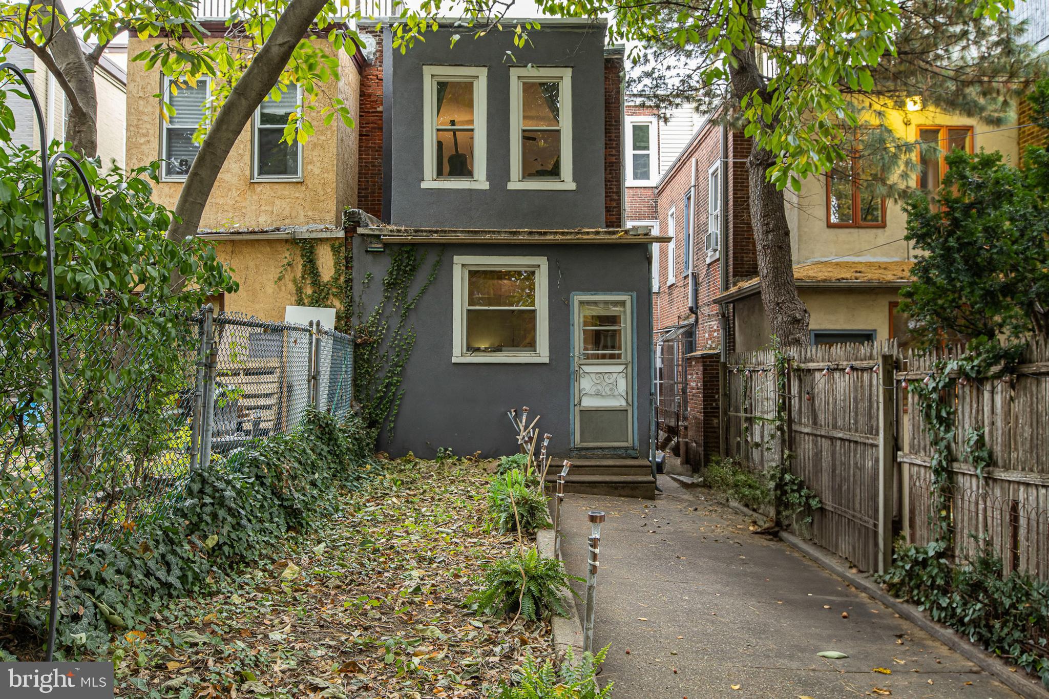 SPRUCE HILL - Residential