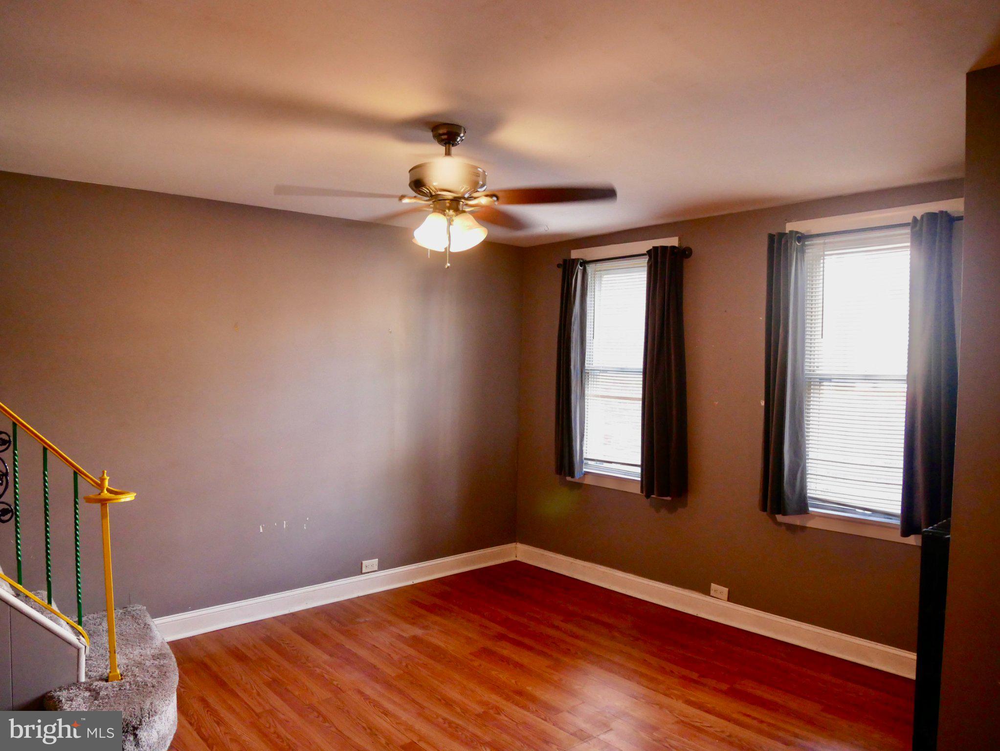 PORT RICHMOND - Residential