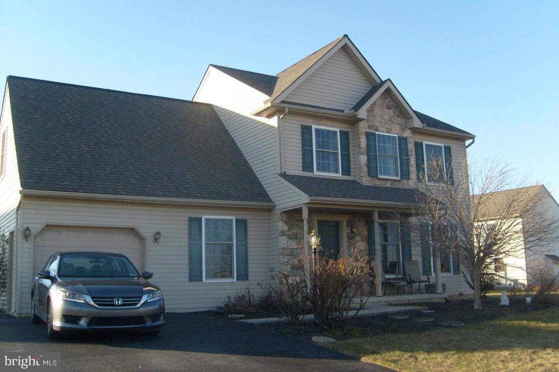BRIDLE PATH - Residential