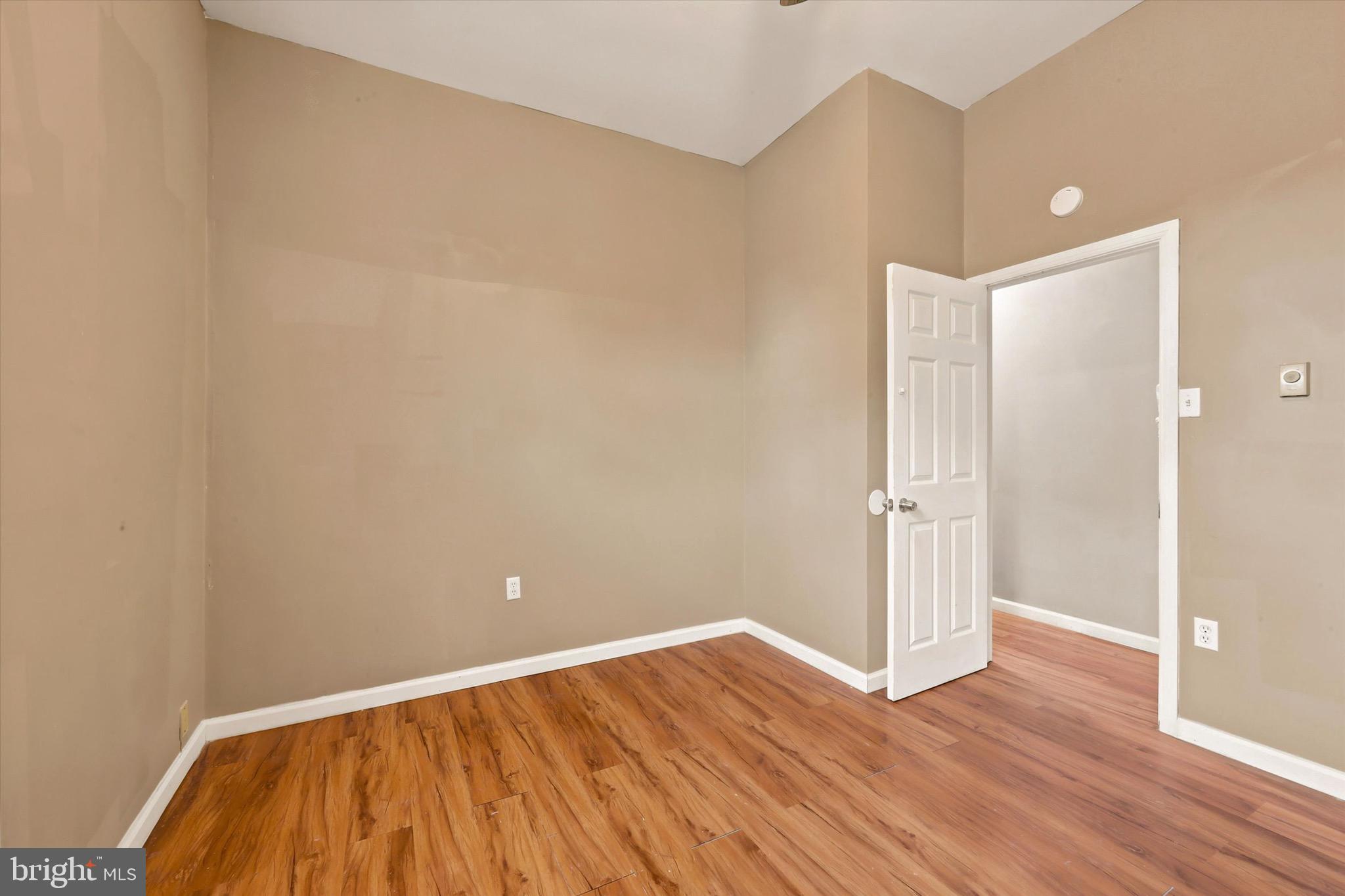 PASSYUNK SQUARE - Residential