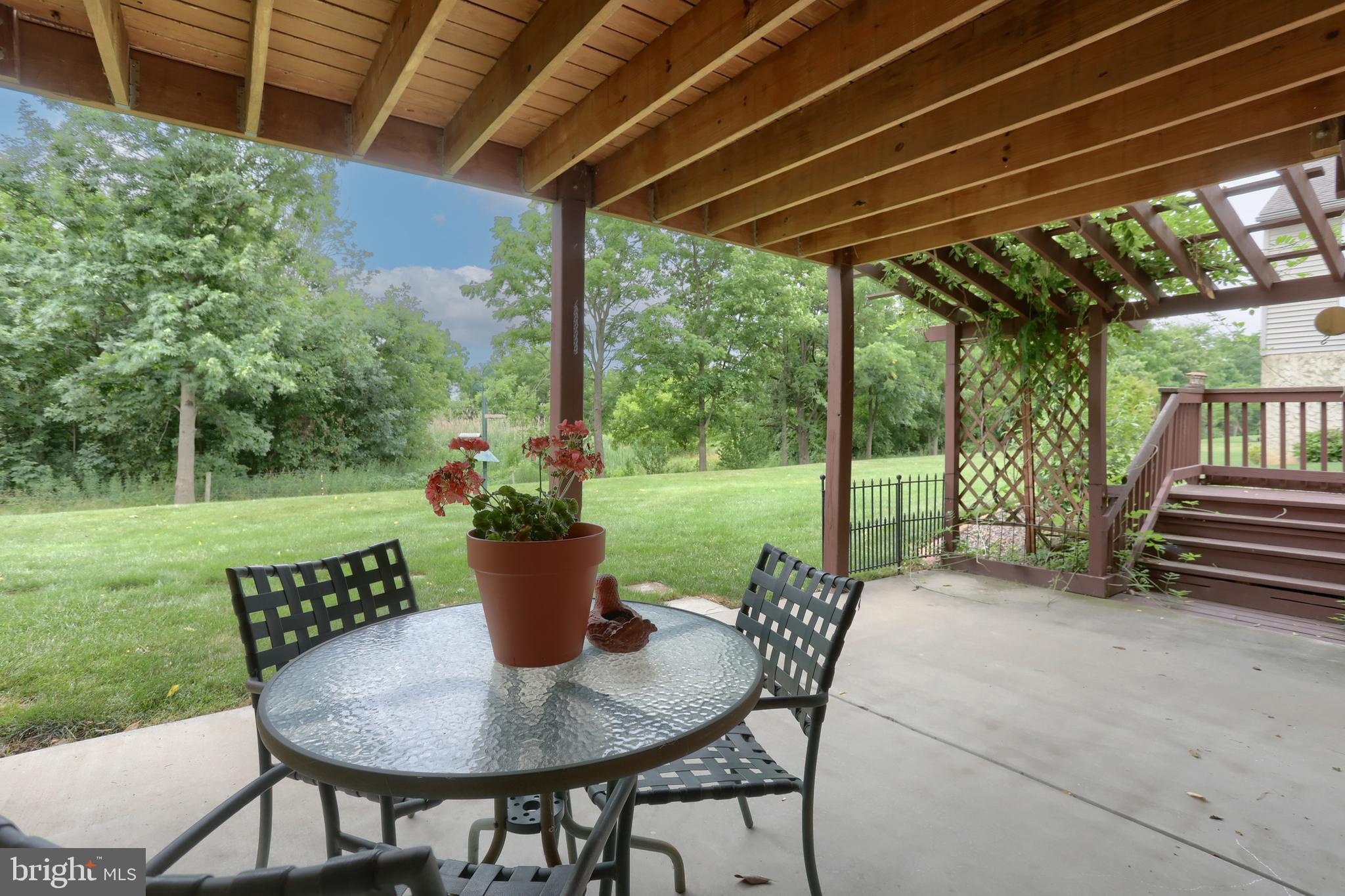 ARBOR GATE - Residential