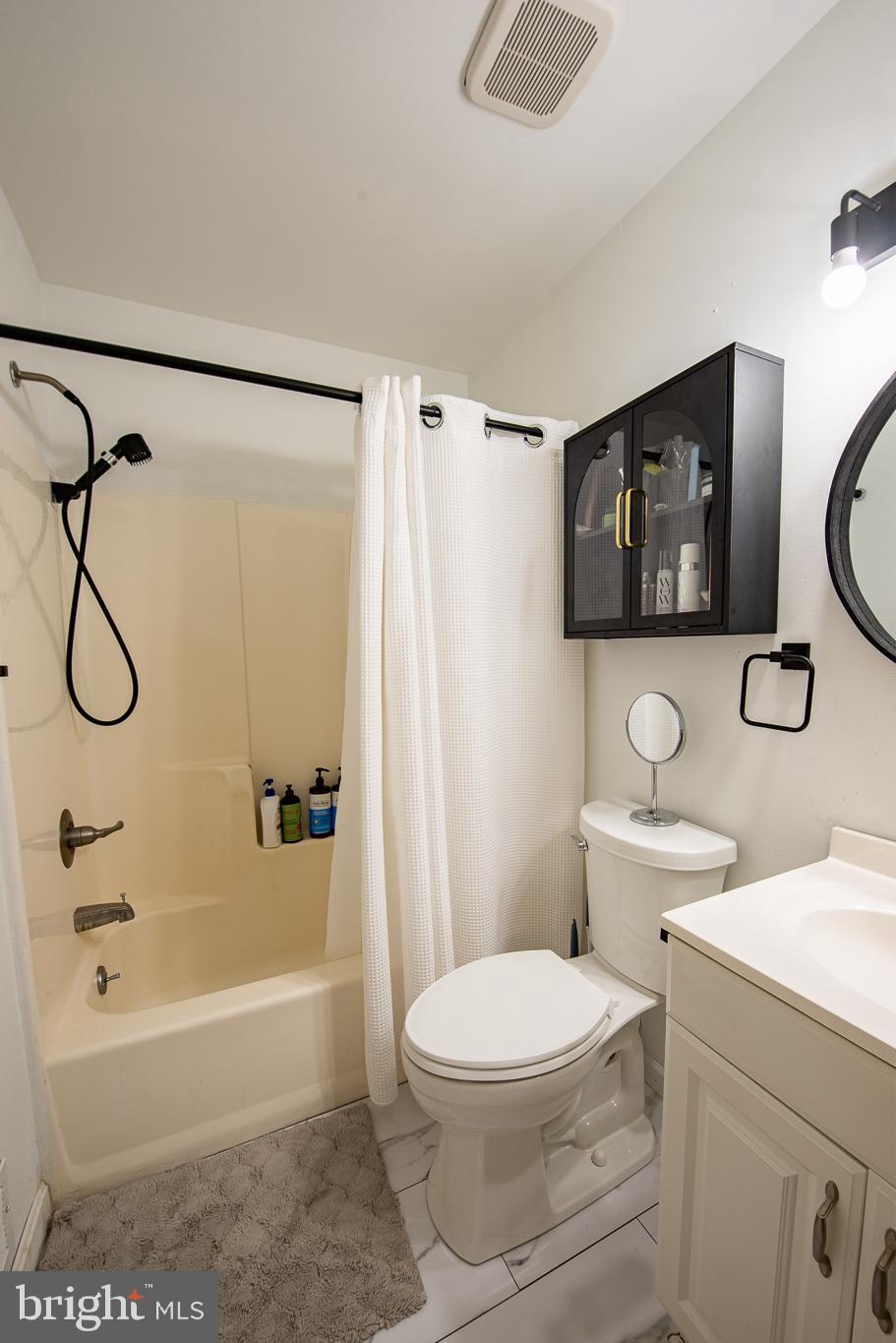 LEXINGTON ESTATES - Residential