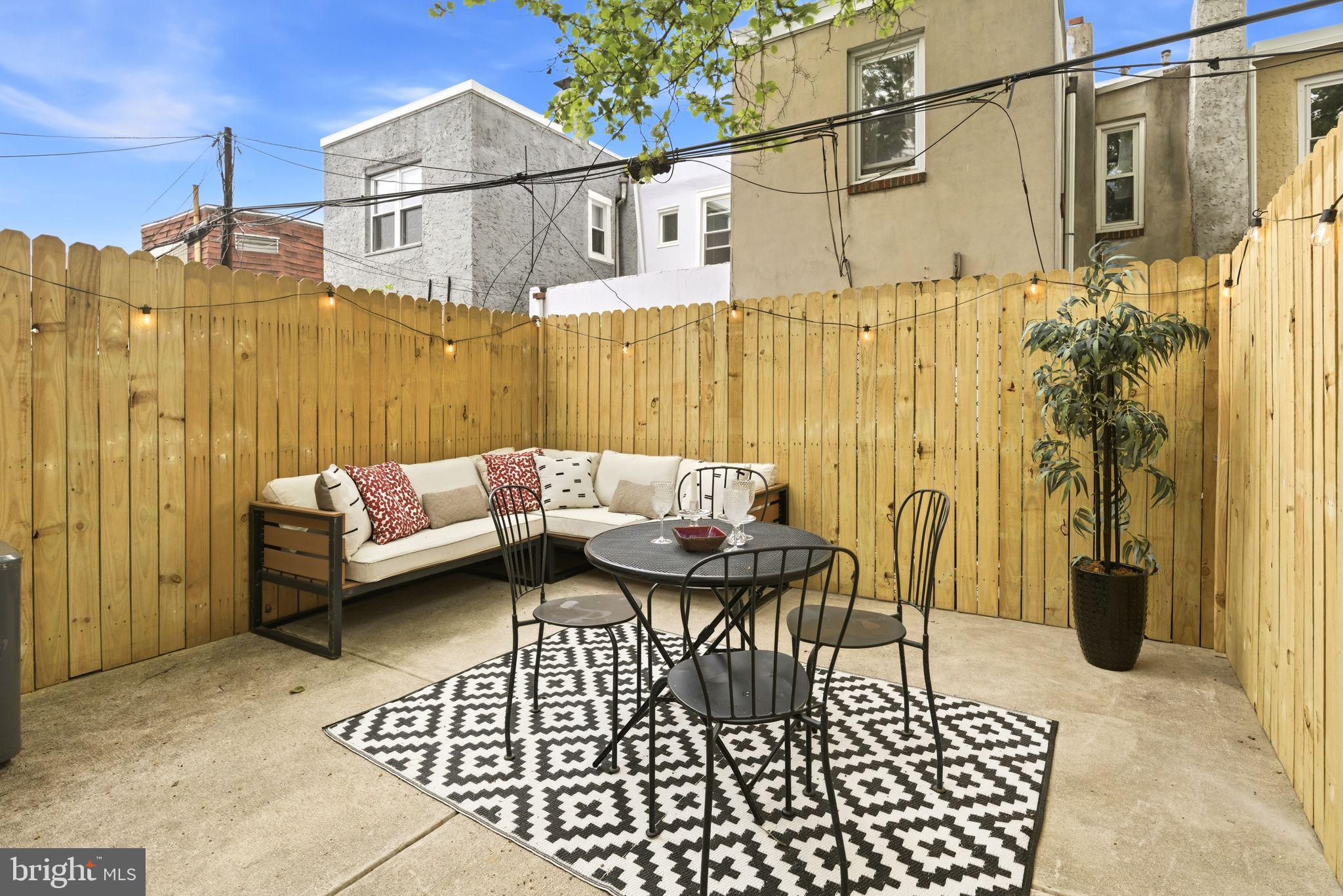 PASSYUNK SQUARE - Residential