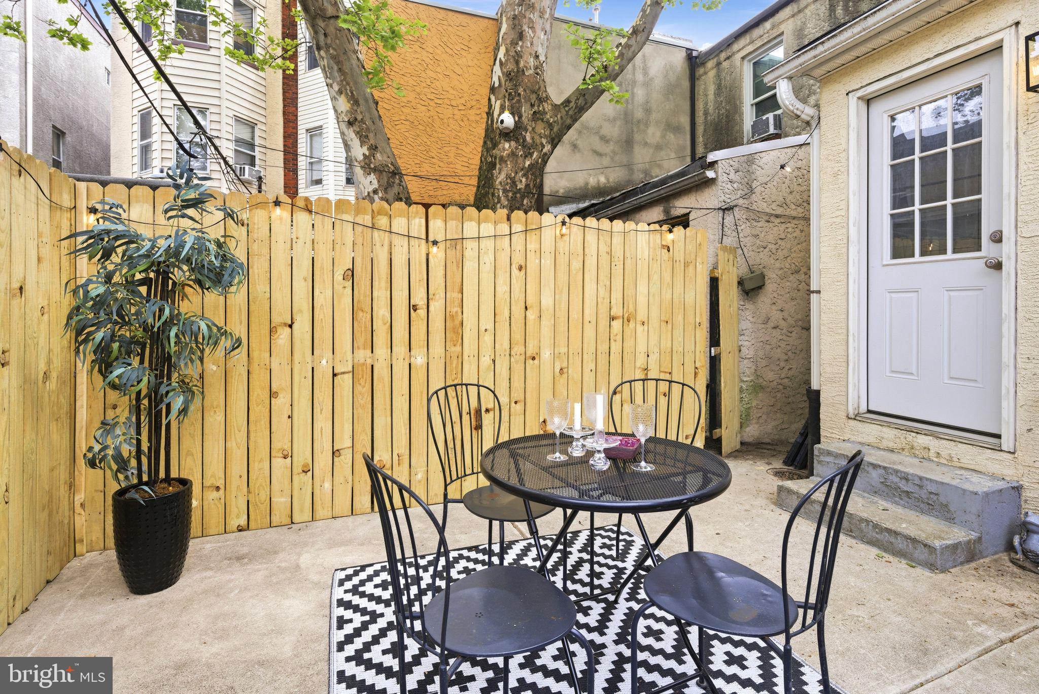 PASSYUNK SQUARE - Residential