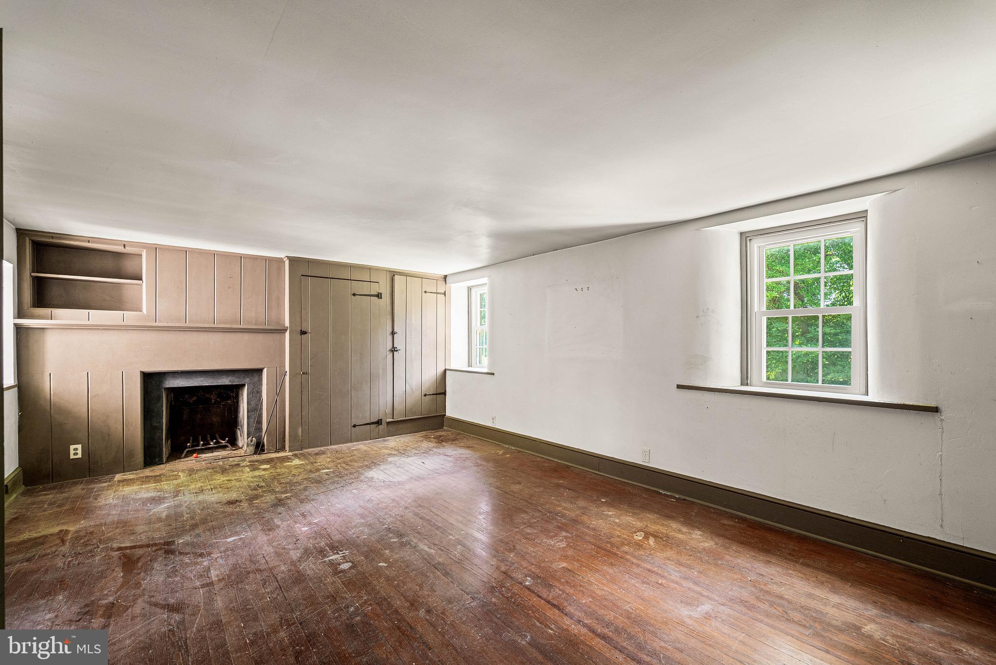 HICKORY HILL - Residential