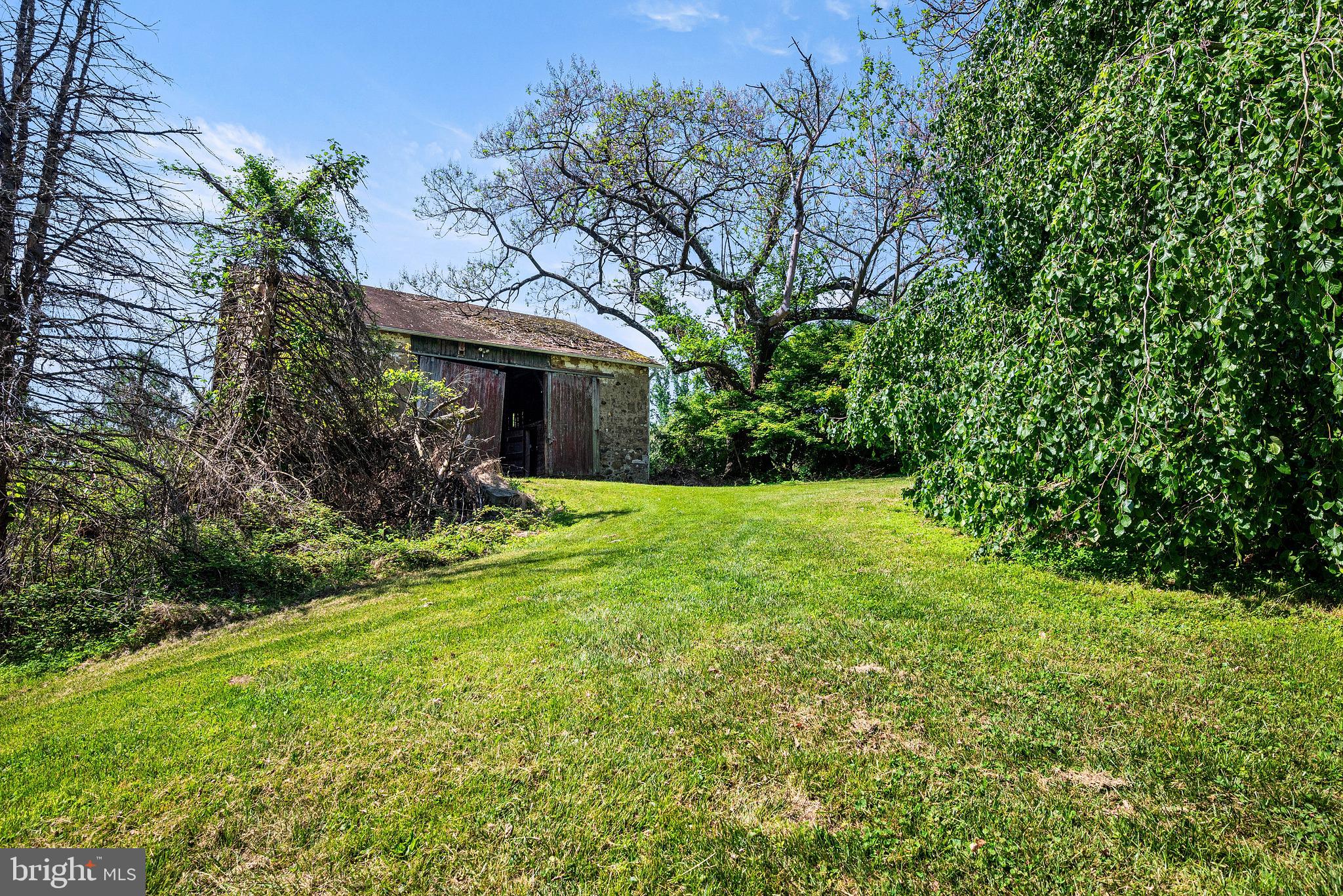 HICKORY HILL - Residential