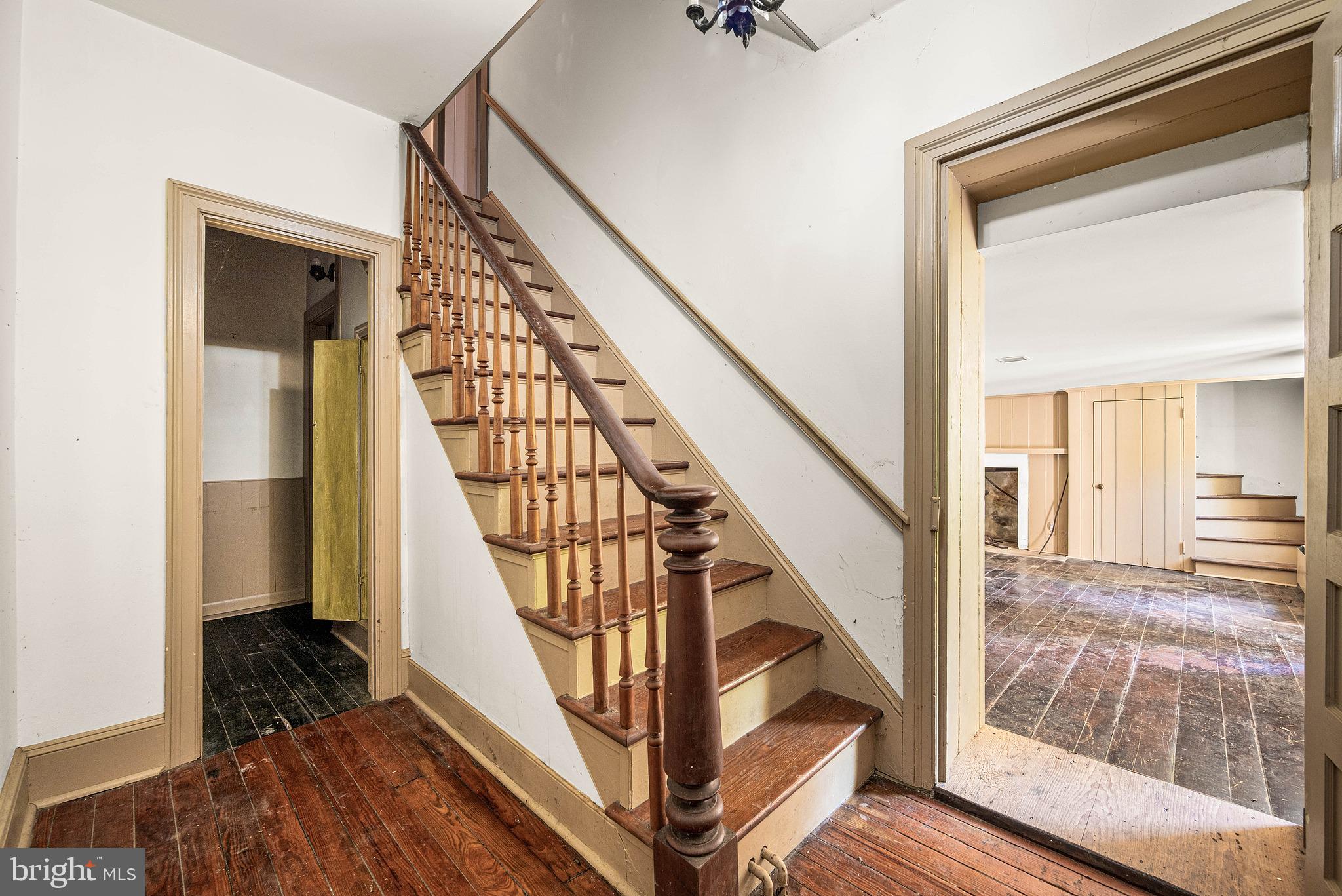 HICKORY HILL - Residential